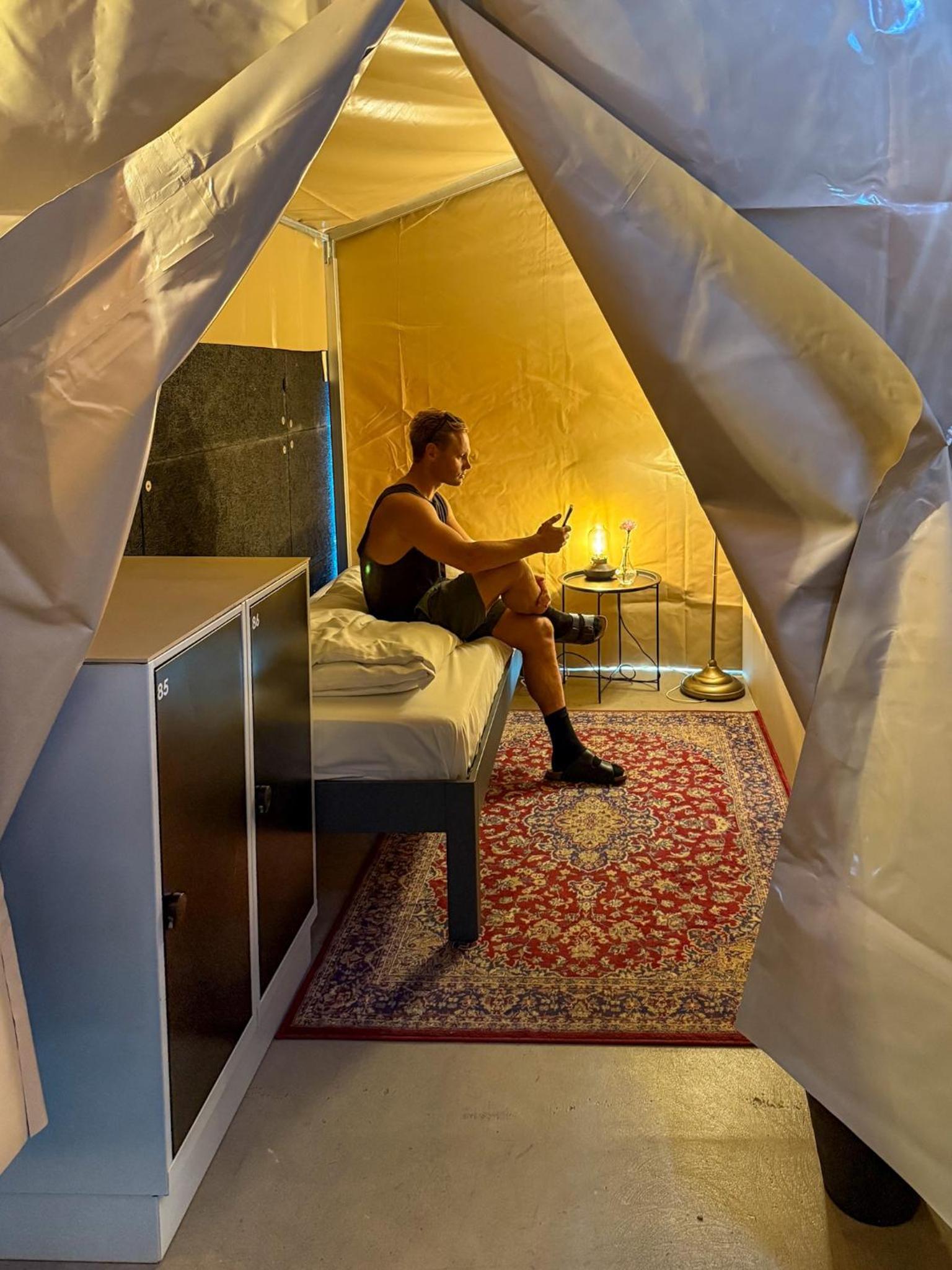 Urban Camper Hostel & Bar — photo 34