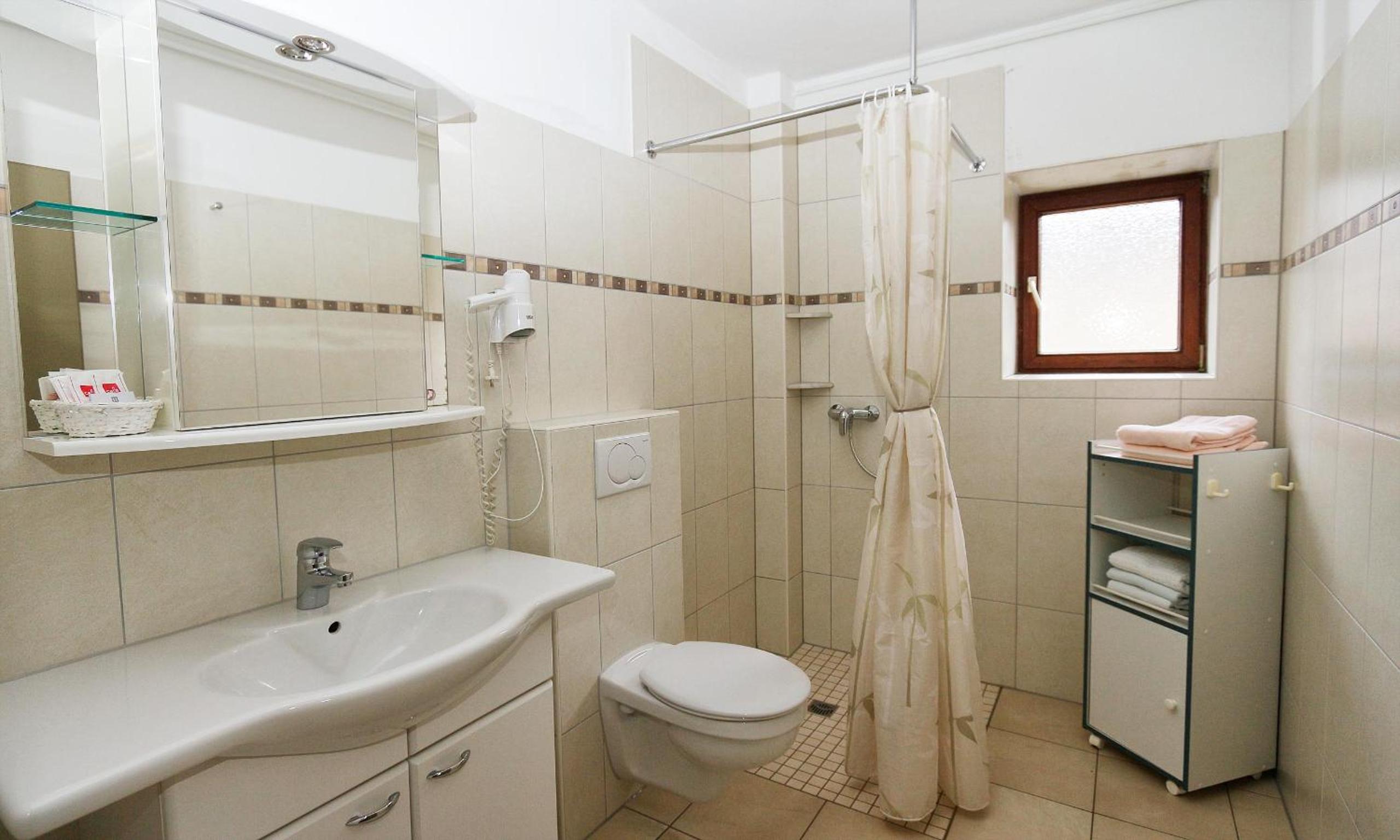 Comfort Double Room - Photo 7