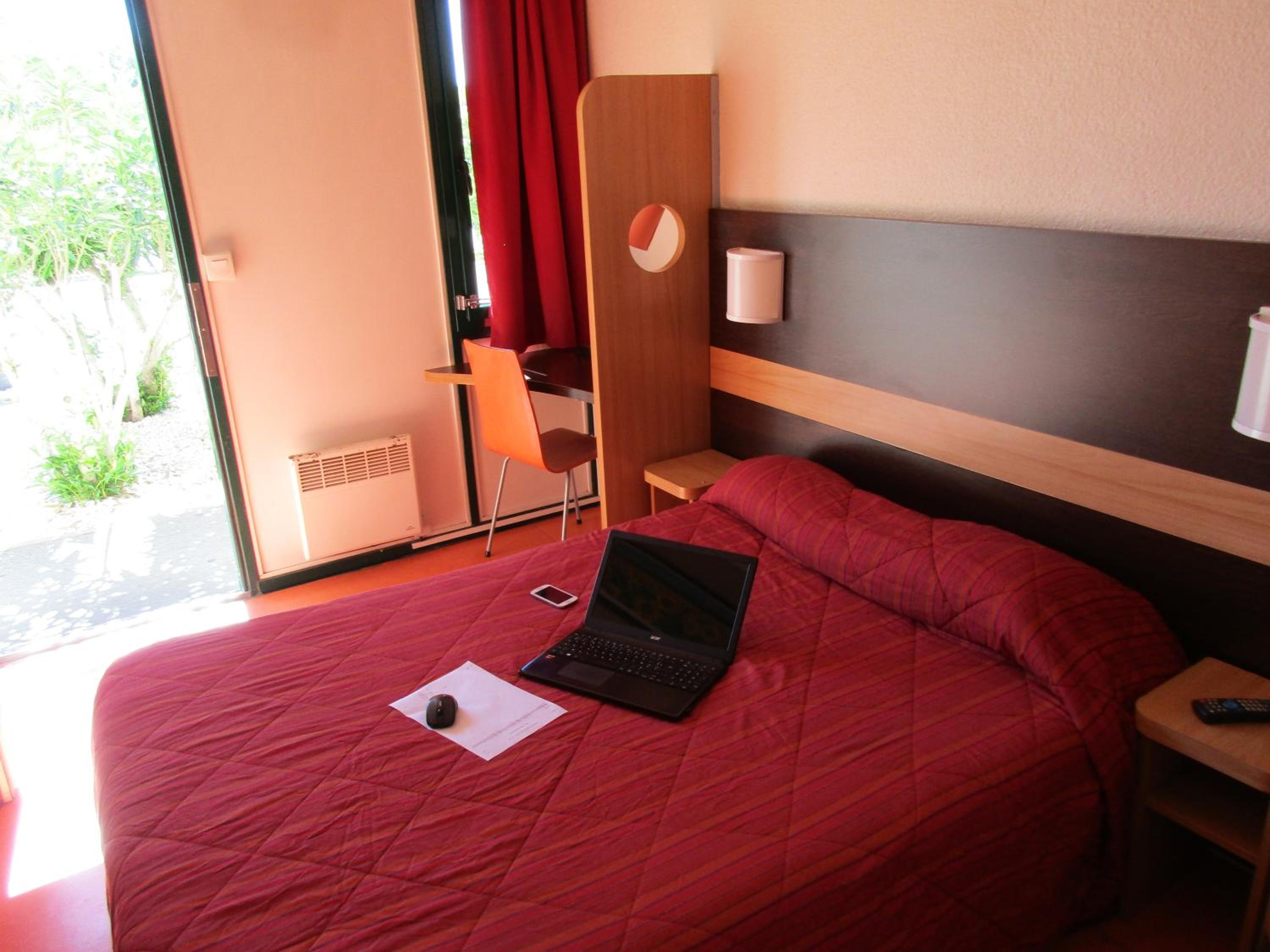 Double Room - Photo 4
