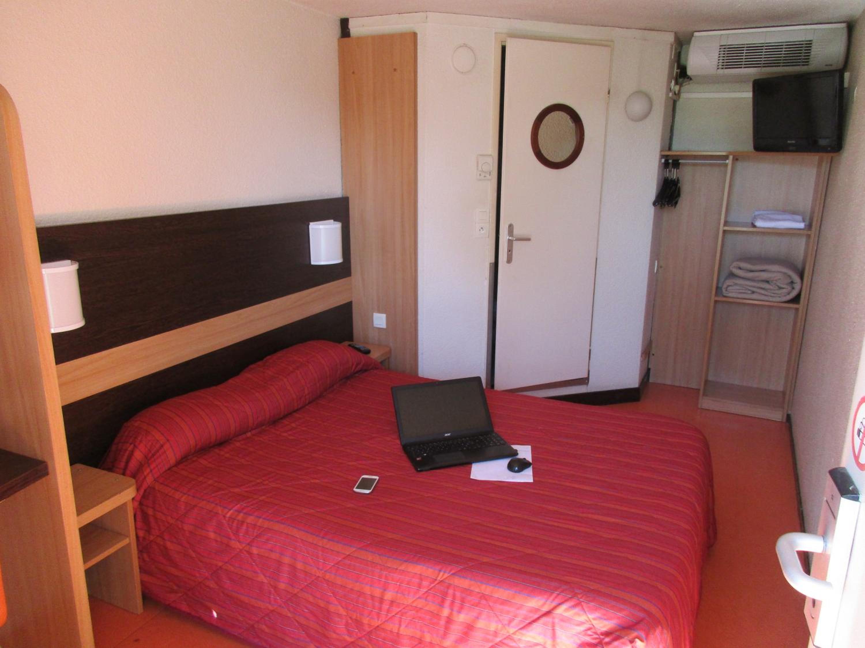 Double Room - Photo 2