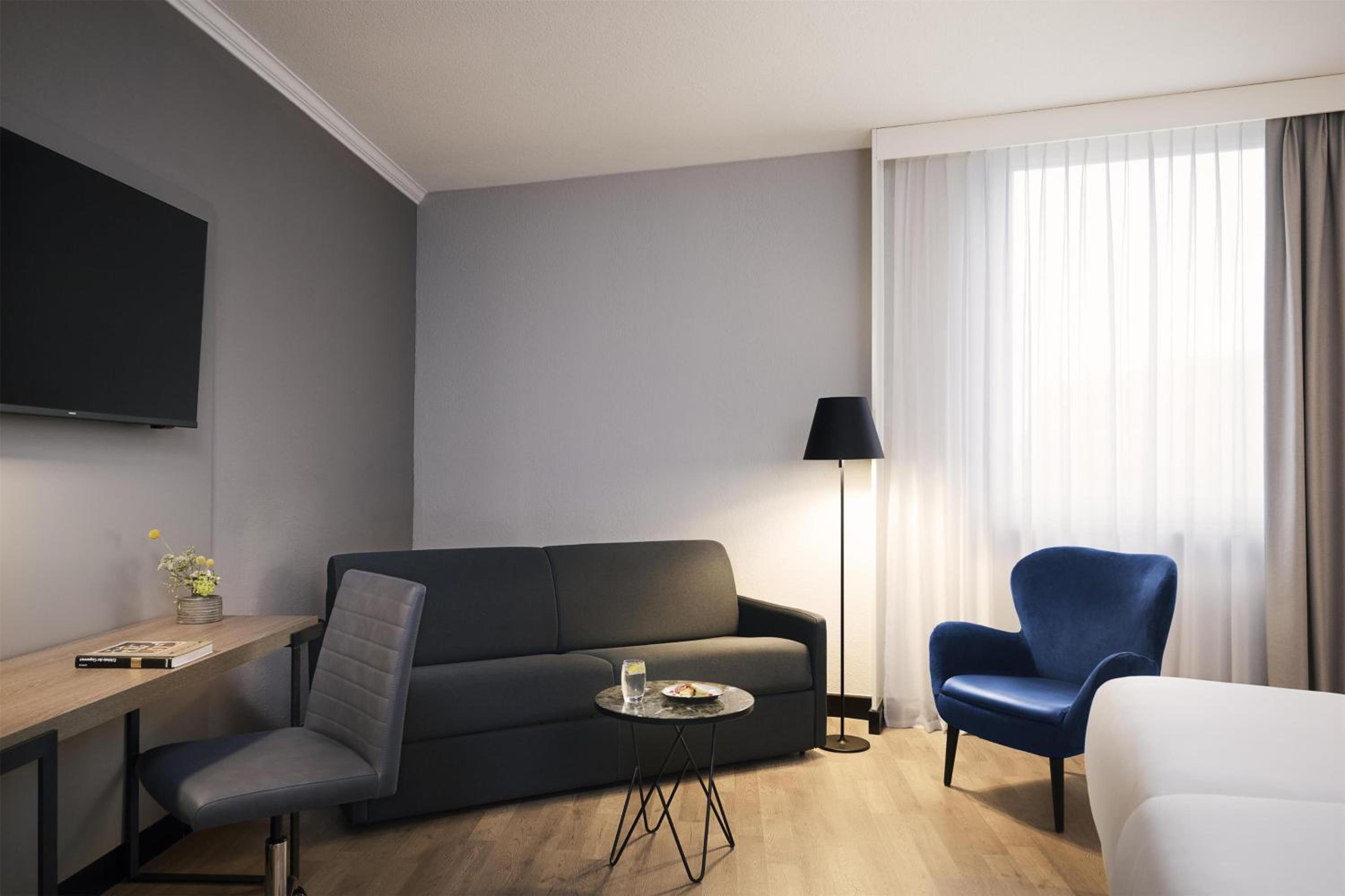 Family Corner Room (2 Adults + 2 Children) - Photo 4