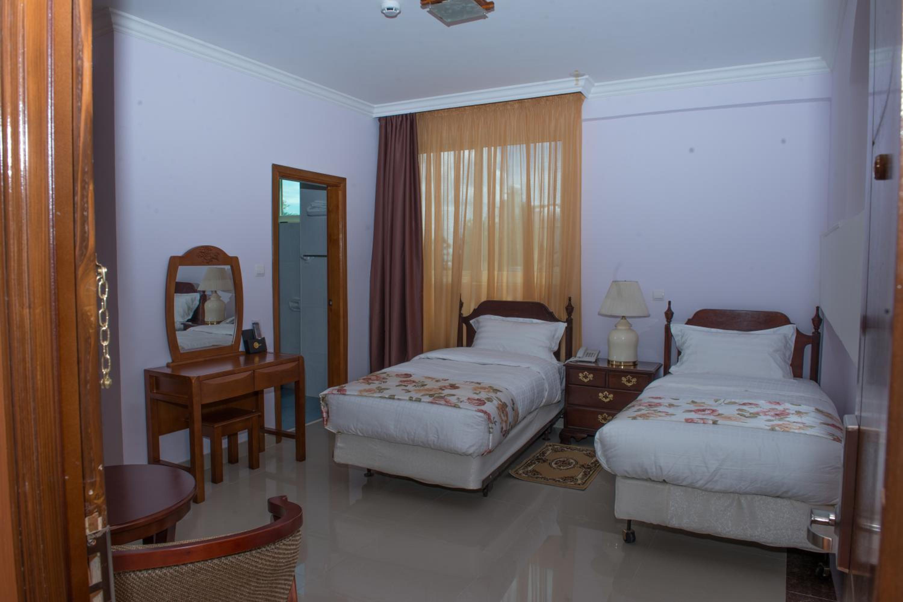 Standard Twin Room photo 3