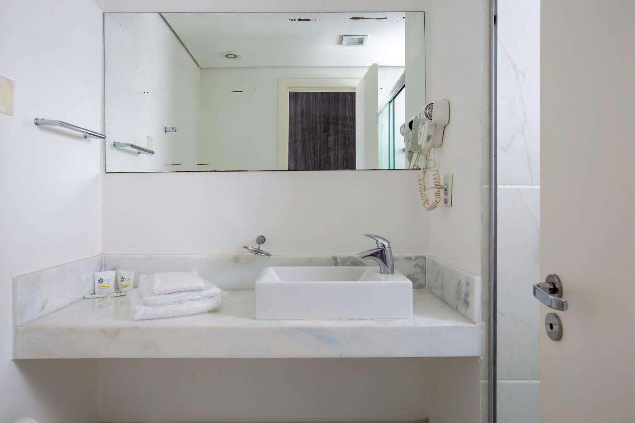 Pampulha Design Hotel — Superior King Room