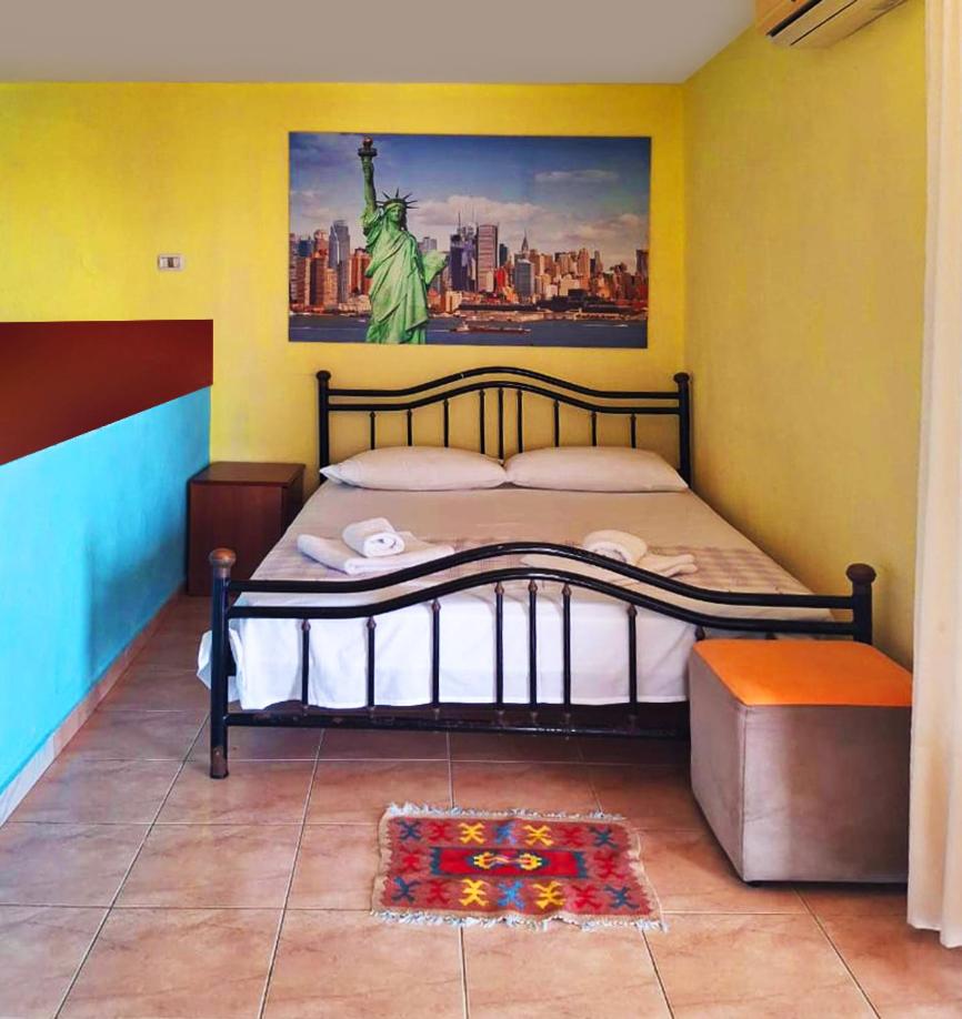 Small Double Room photo 2