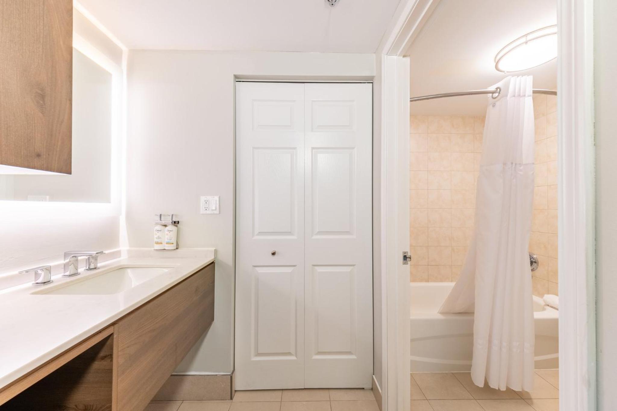 Two-Bedroom Suite