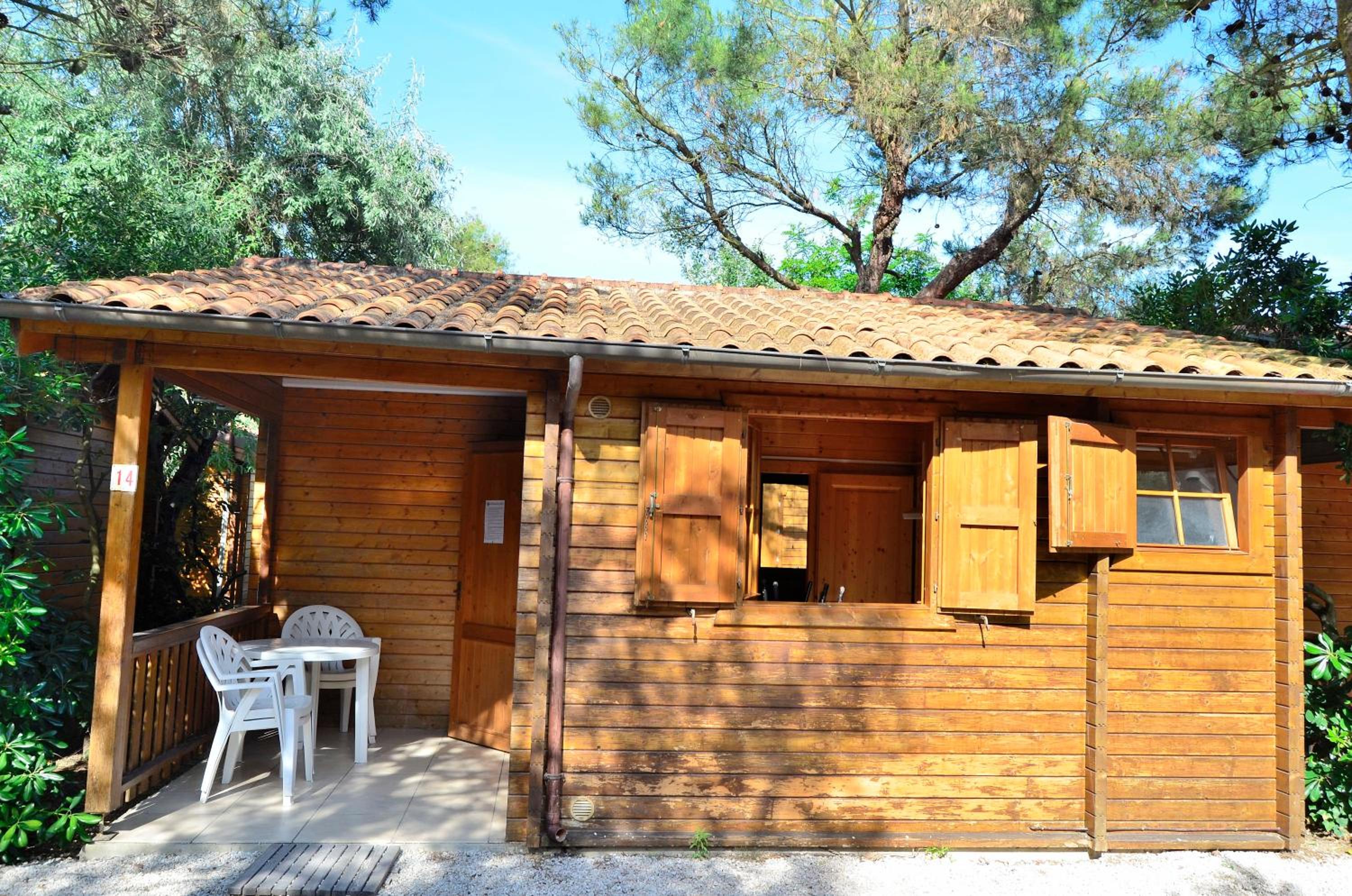 Bungalow photo 2