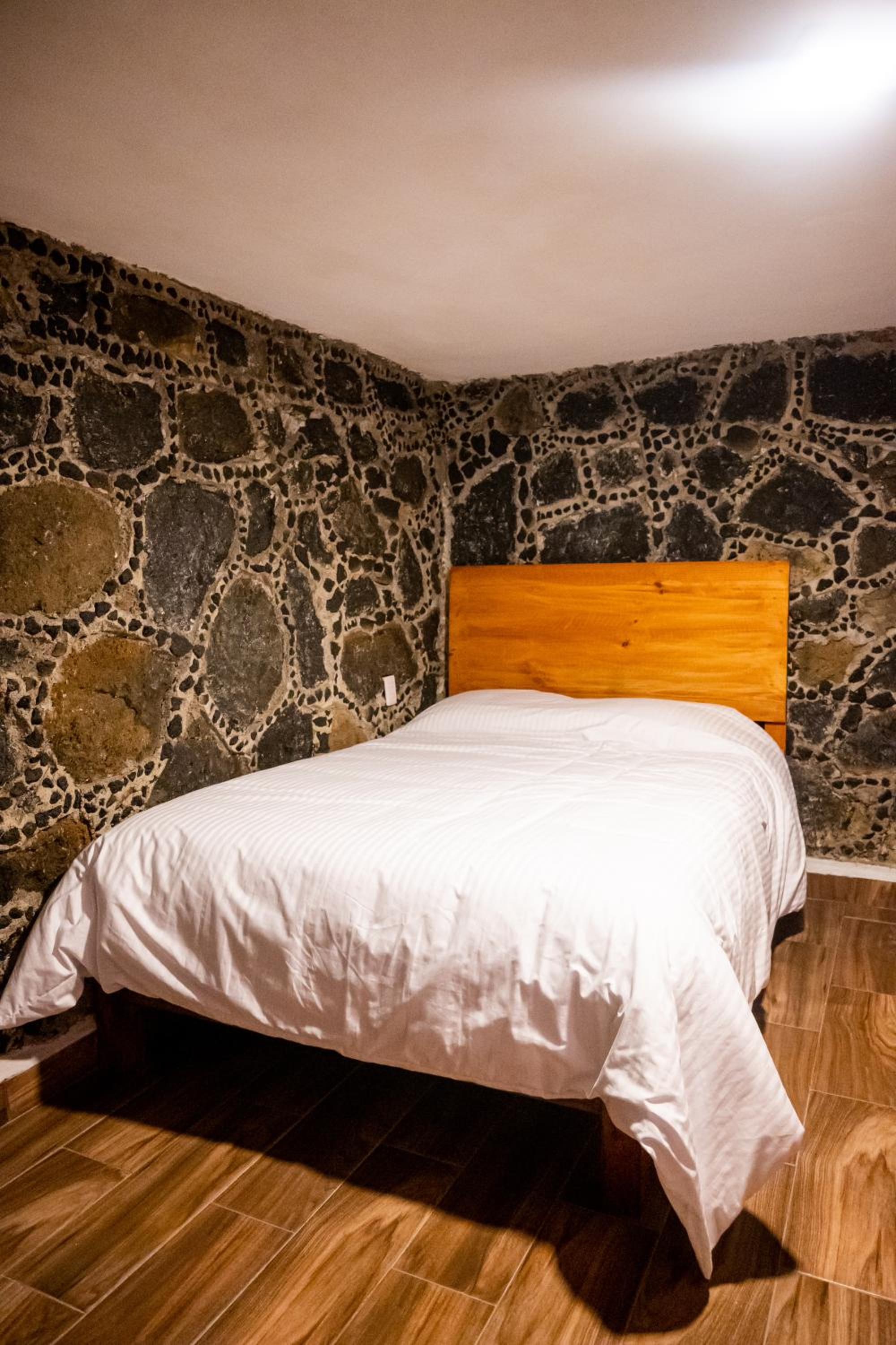 Standard Double Room - Photo 2