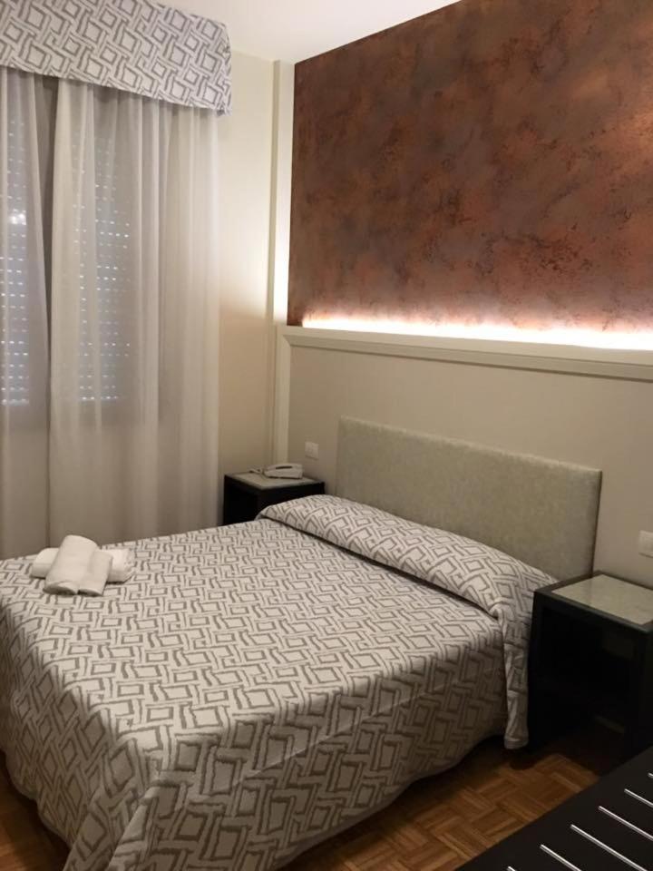 Double Room - Photo 6