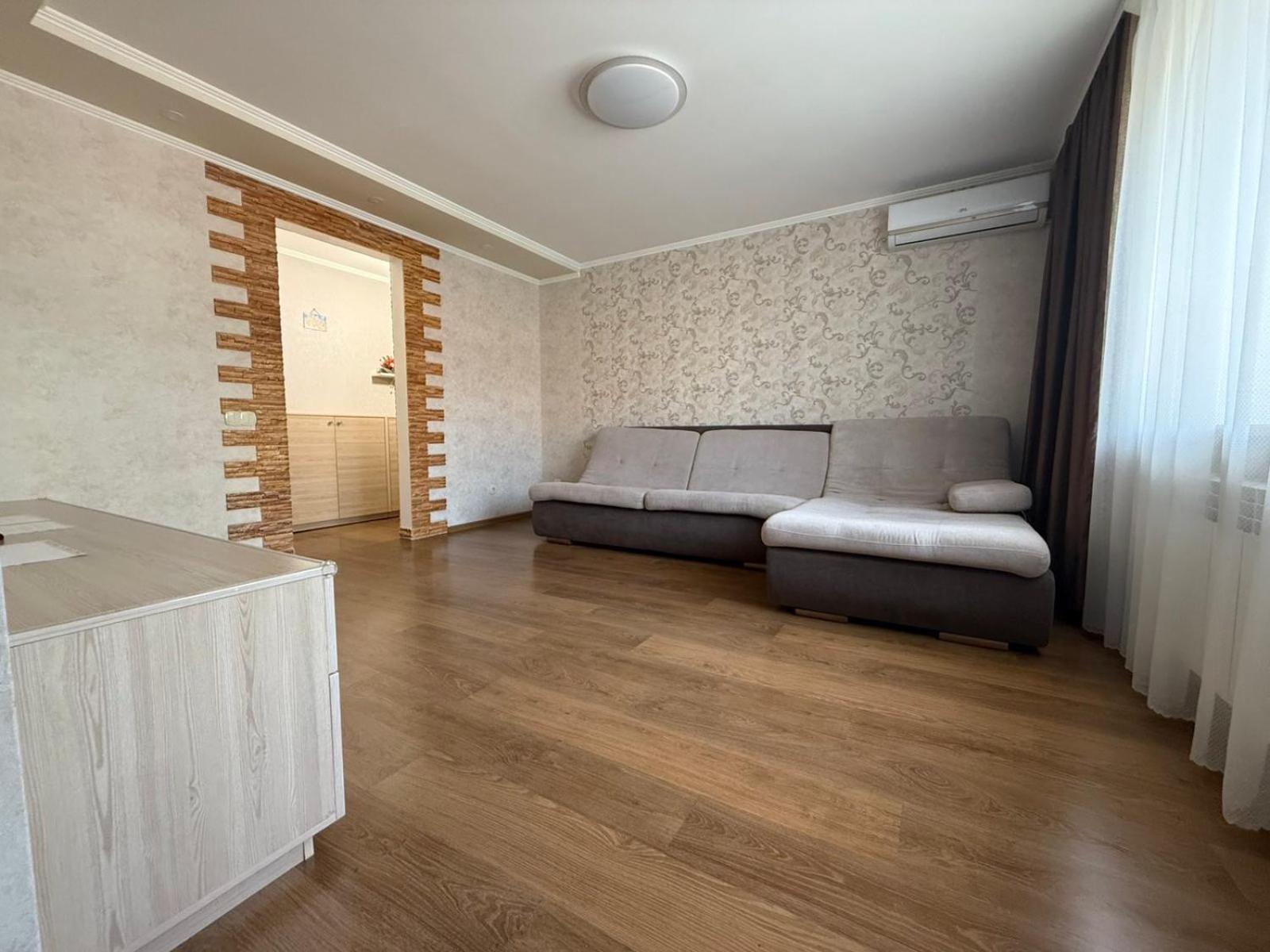 Apartment - Ground Floor photo 3