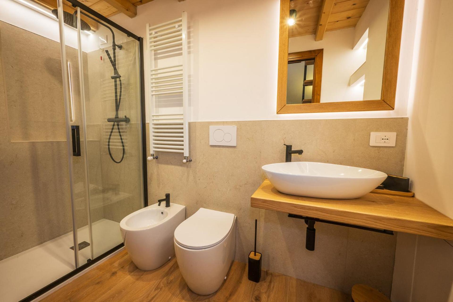 Deluxe Double Room with Bath