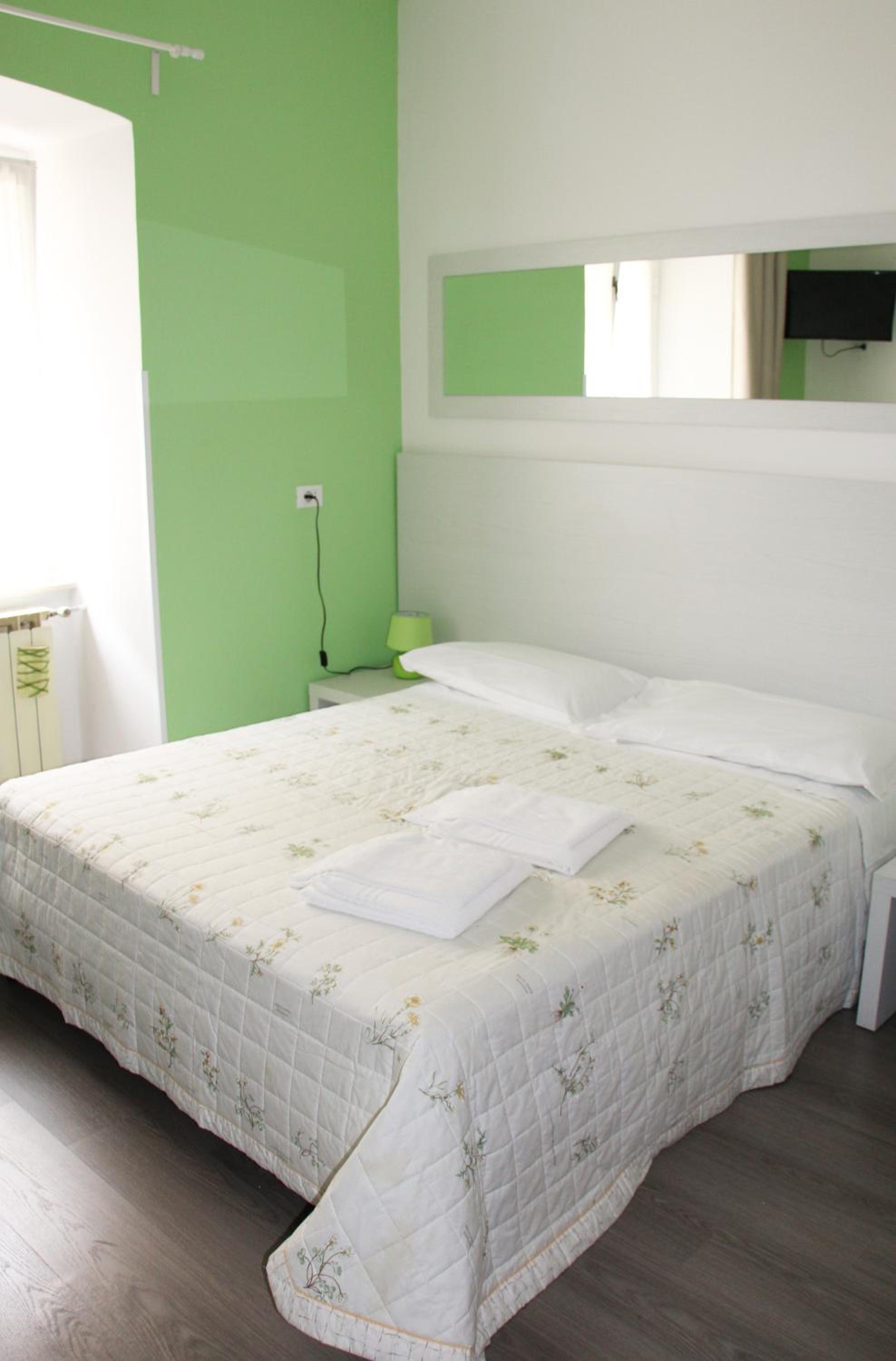 Double Room with Private Bathroom photo 1