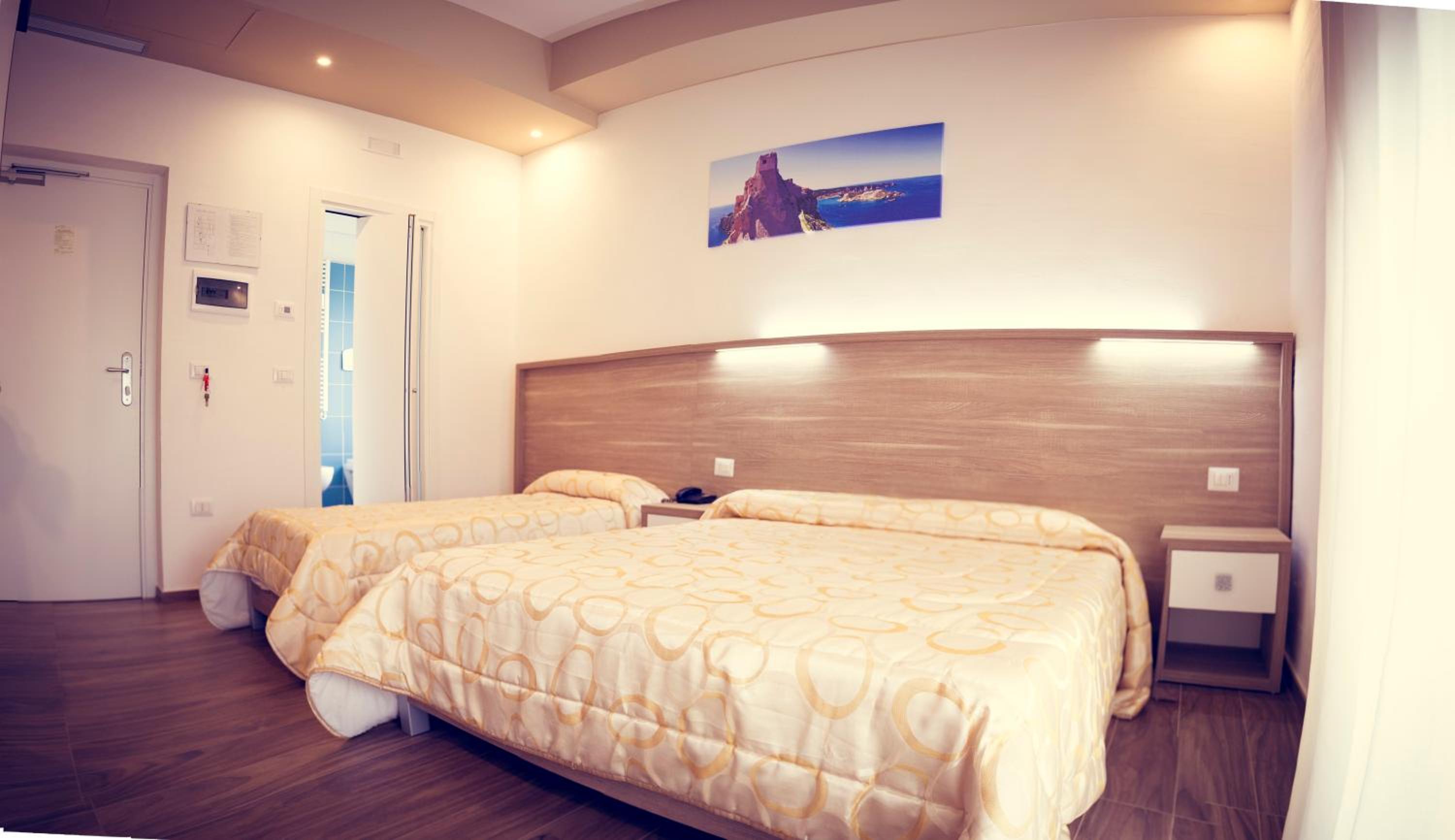Superior Triple Room - Photo 1