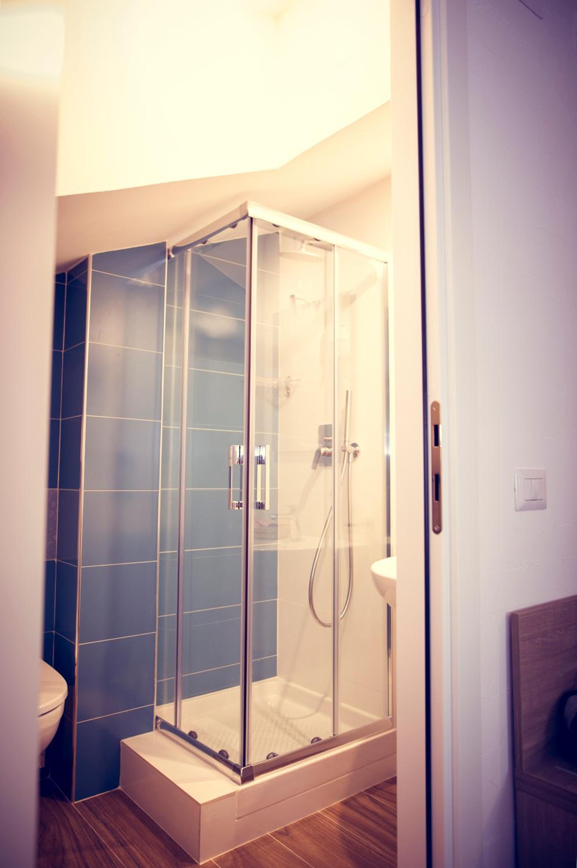 Superior Double or Twin Room - Photo 25