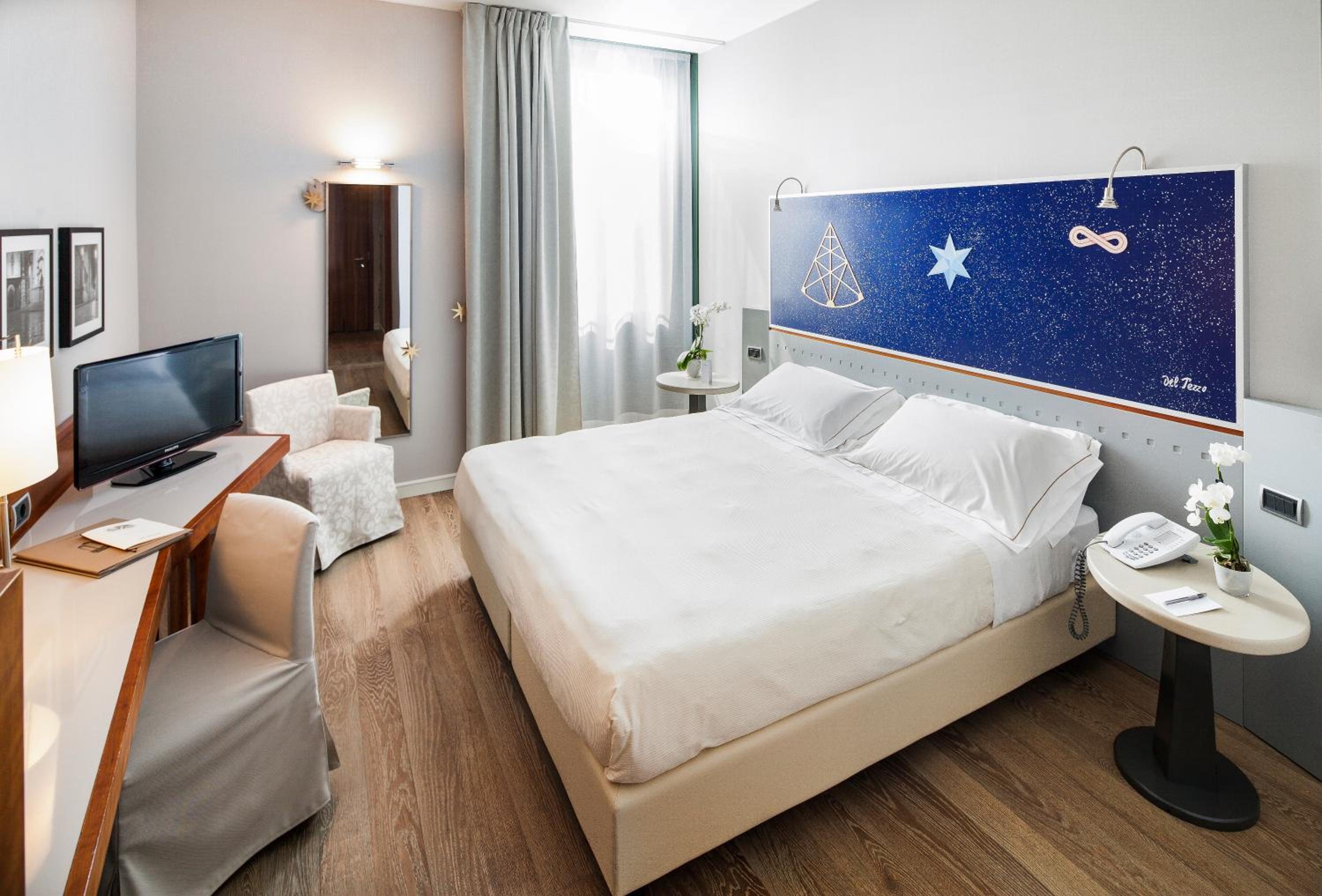 Double Room - Photo 3
