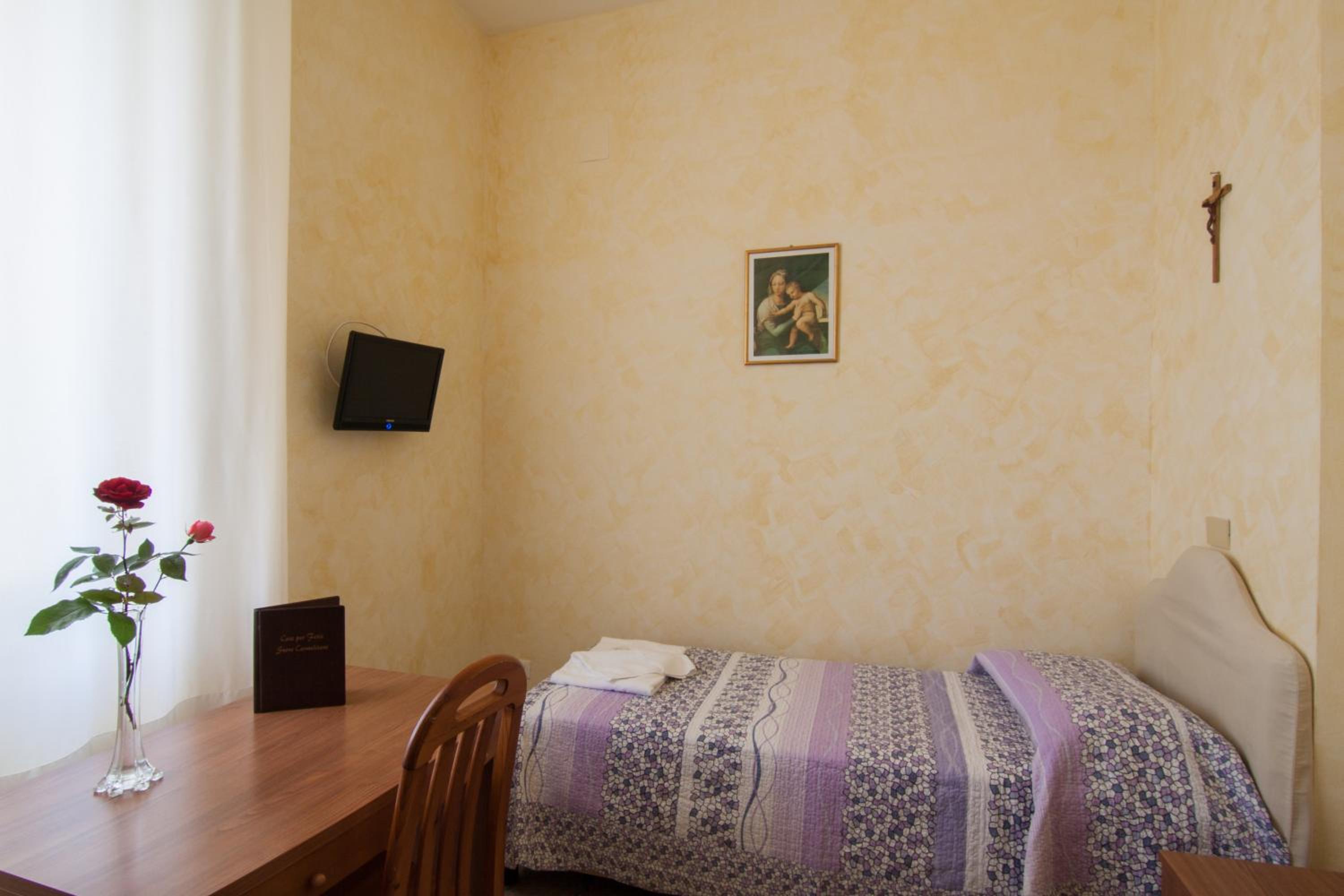 Economy Single Room photo 1