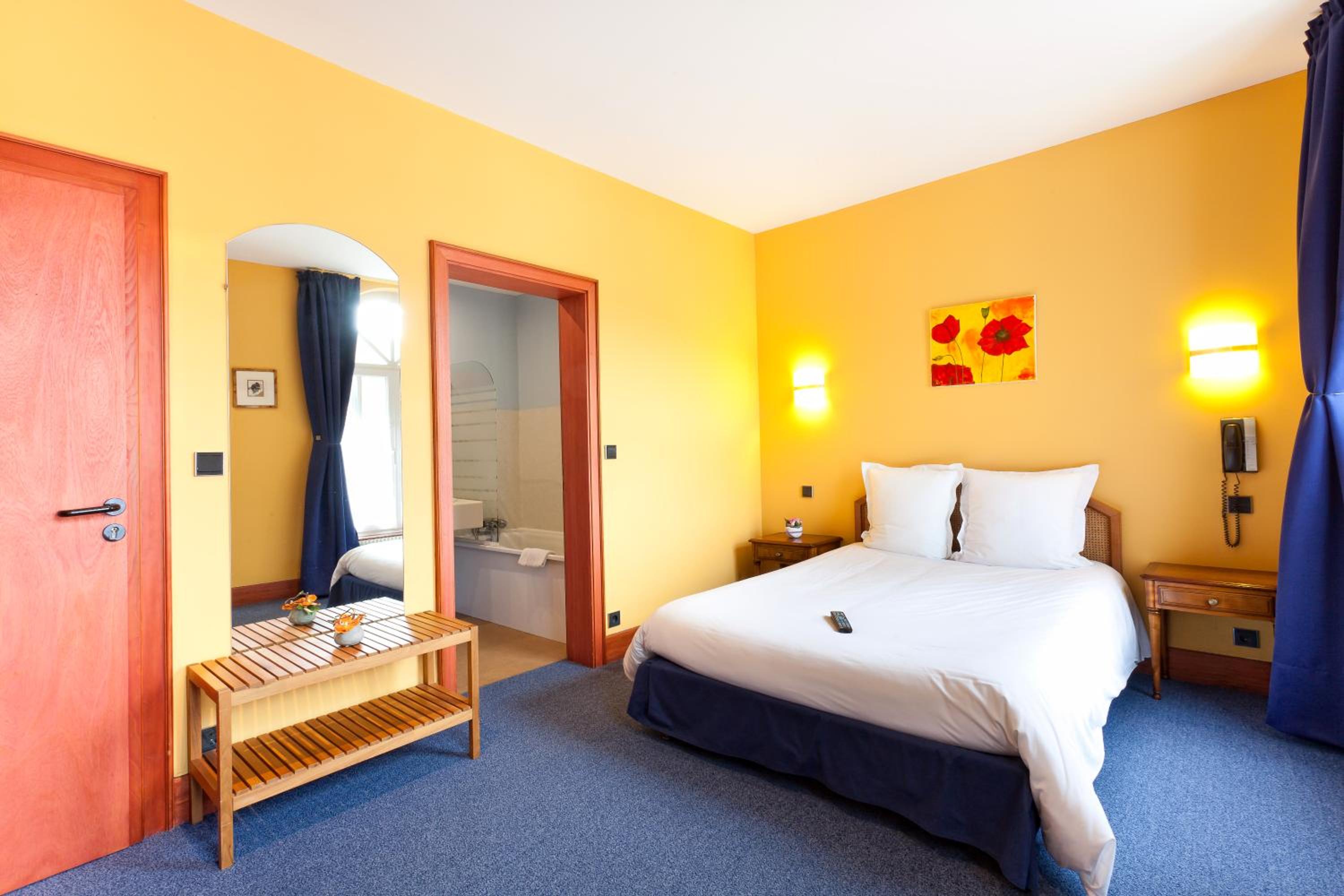 Single / Double Room photo 3