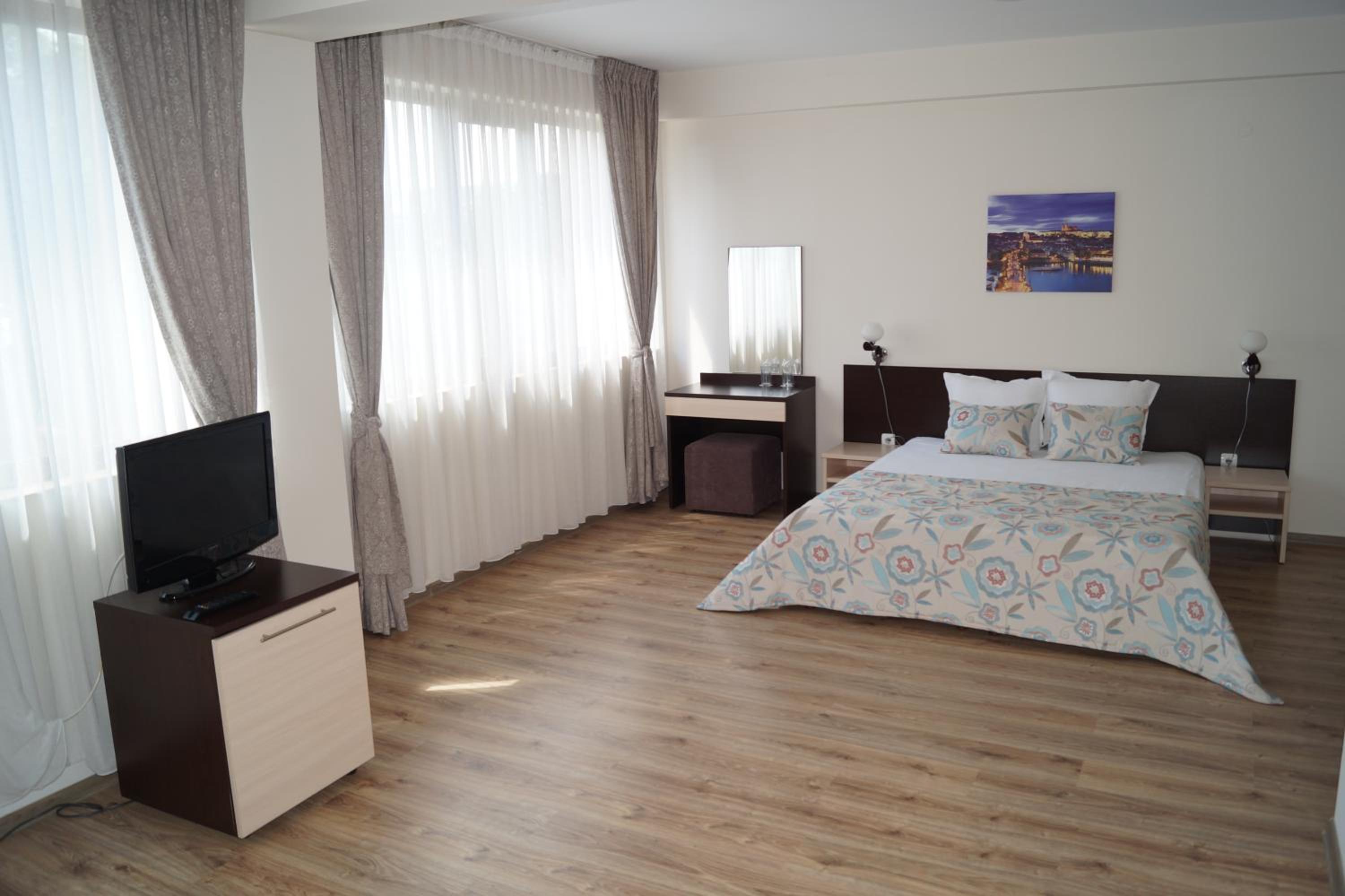 Deluxe Double Room photo 2