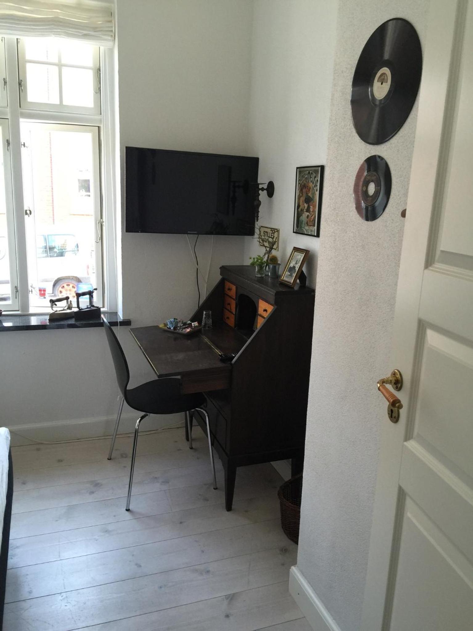 Small Single Room photo 1