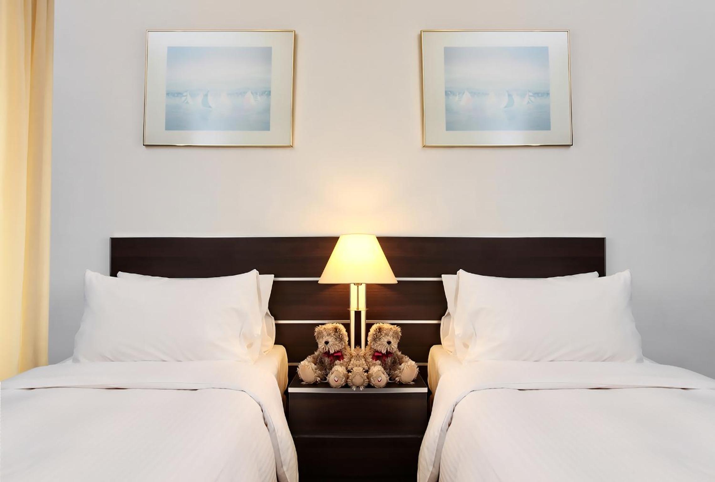 Deluxe Two-Bedroom Suite (4 Persons) photo 1