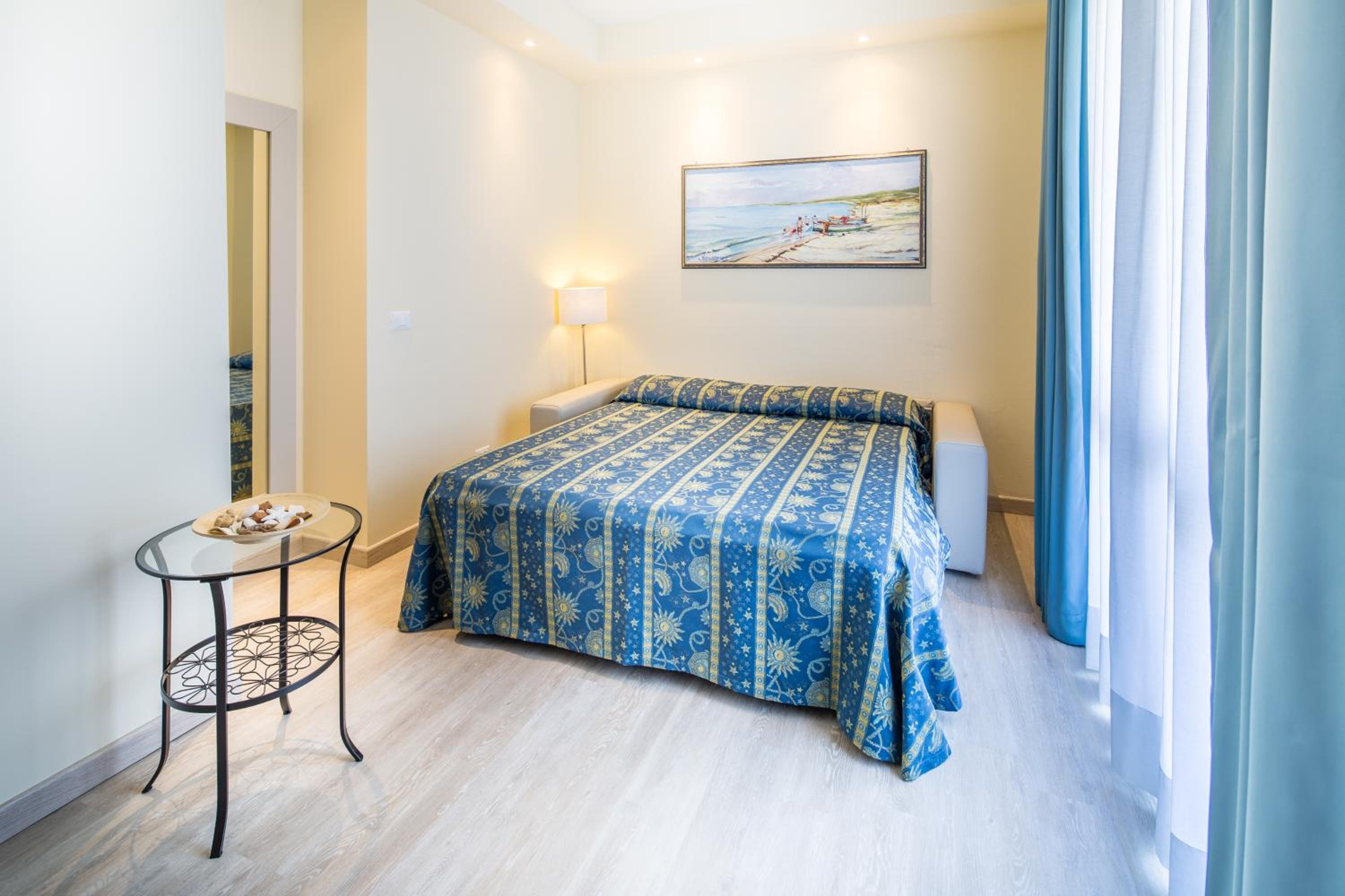 Two Connecting Double Rooms