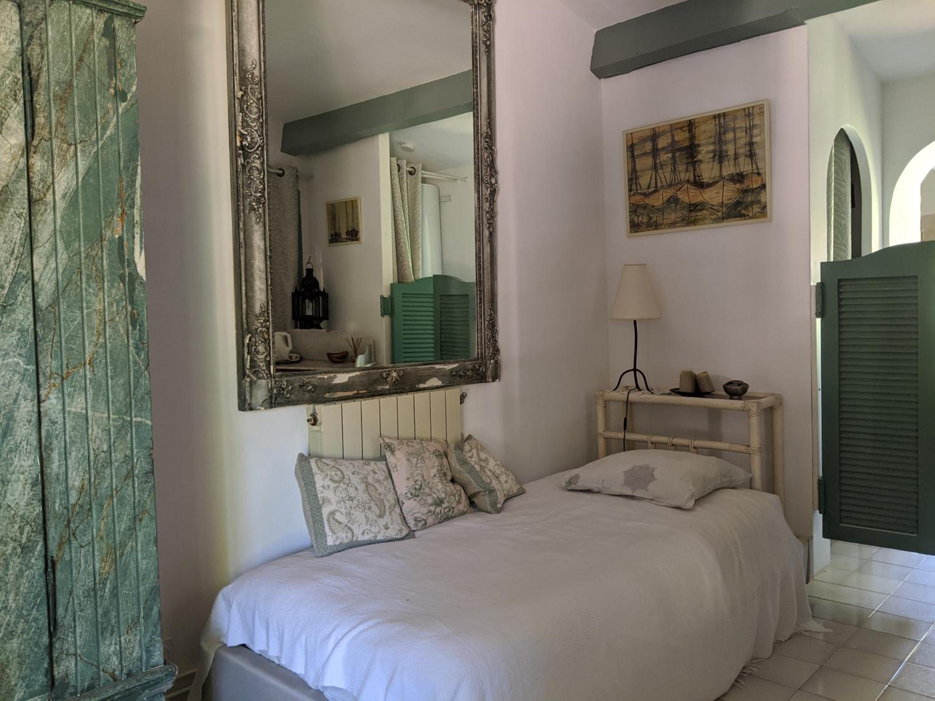 Comfort Triple Room with Shower photo 2