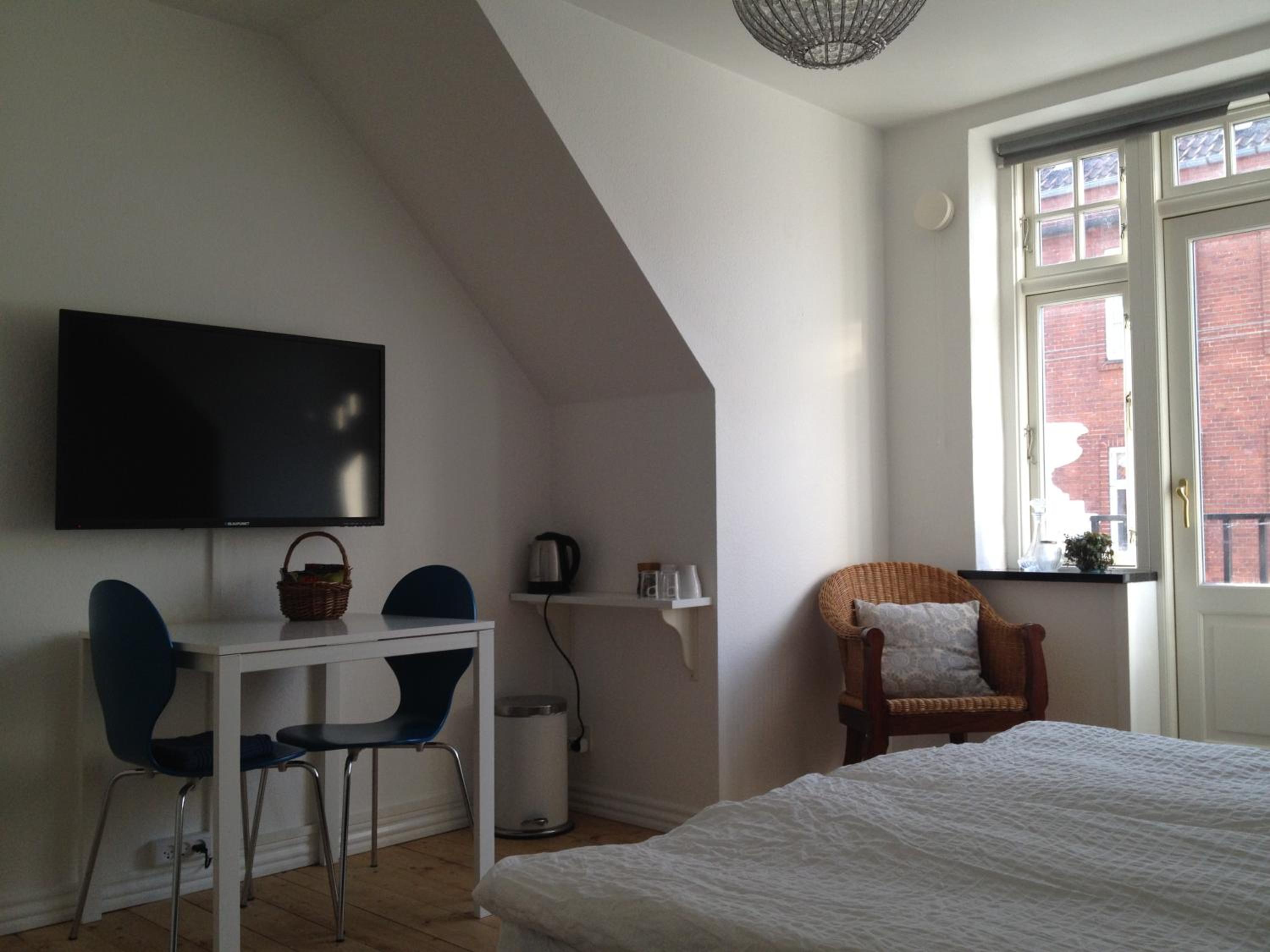Standard Double Room photo 2