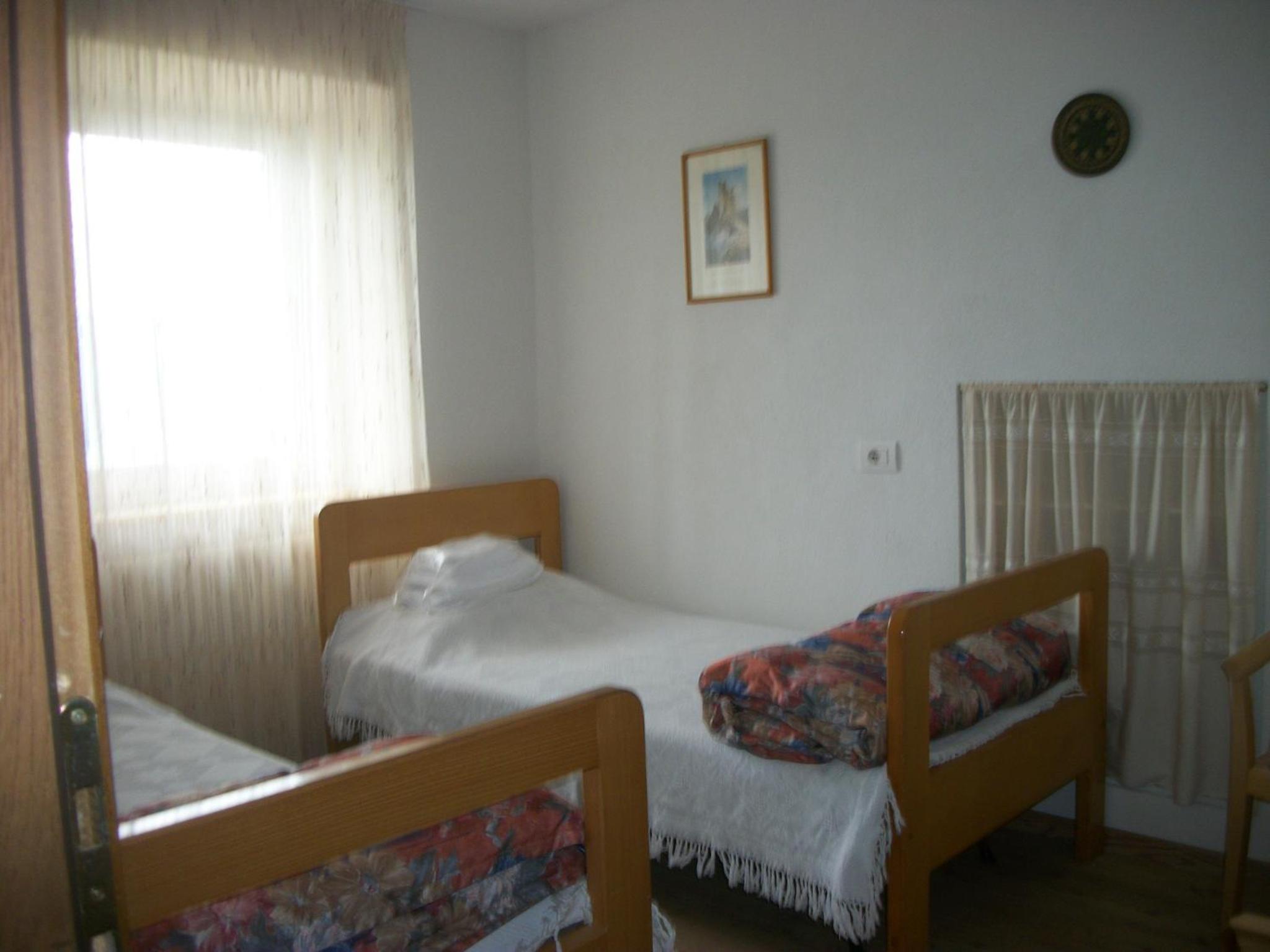Double or Twin Room with Bathroom - Photo 17