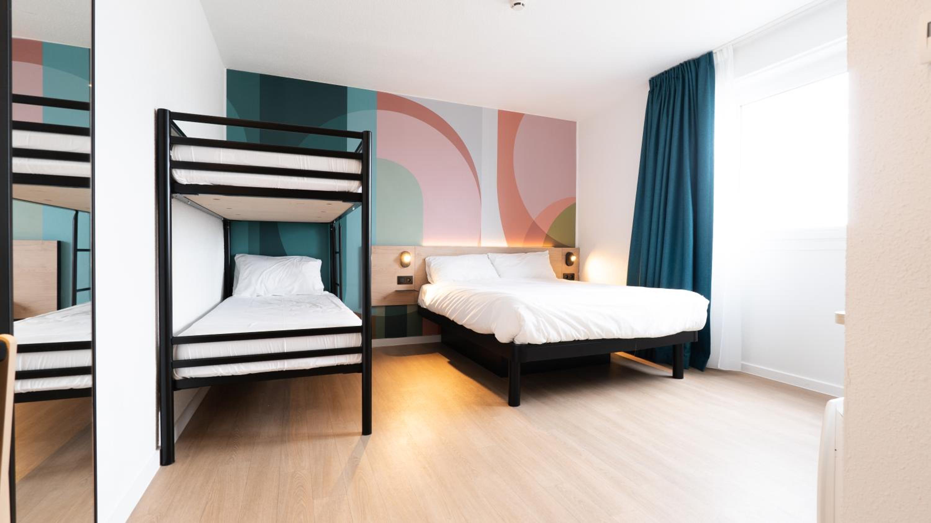 Quadruple Room - Photo 9