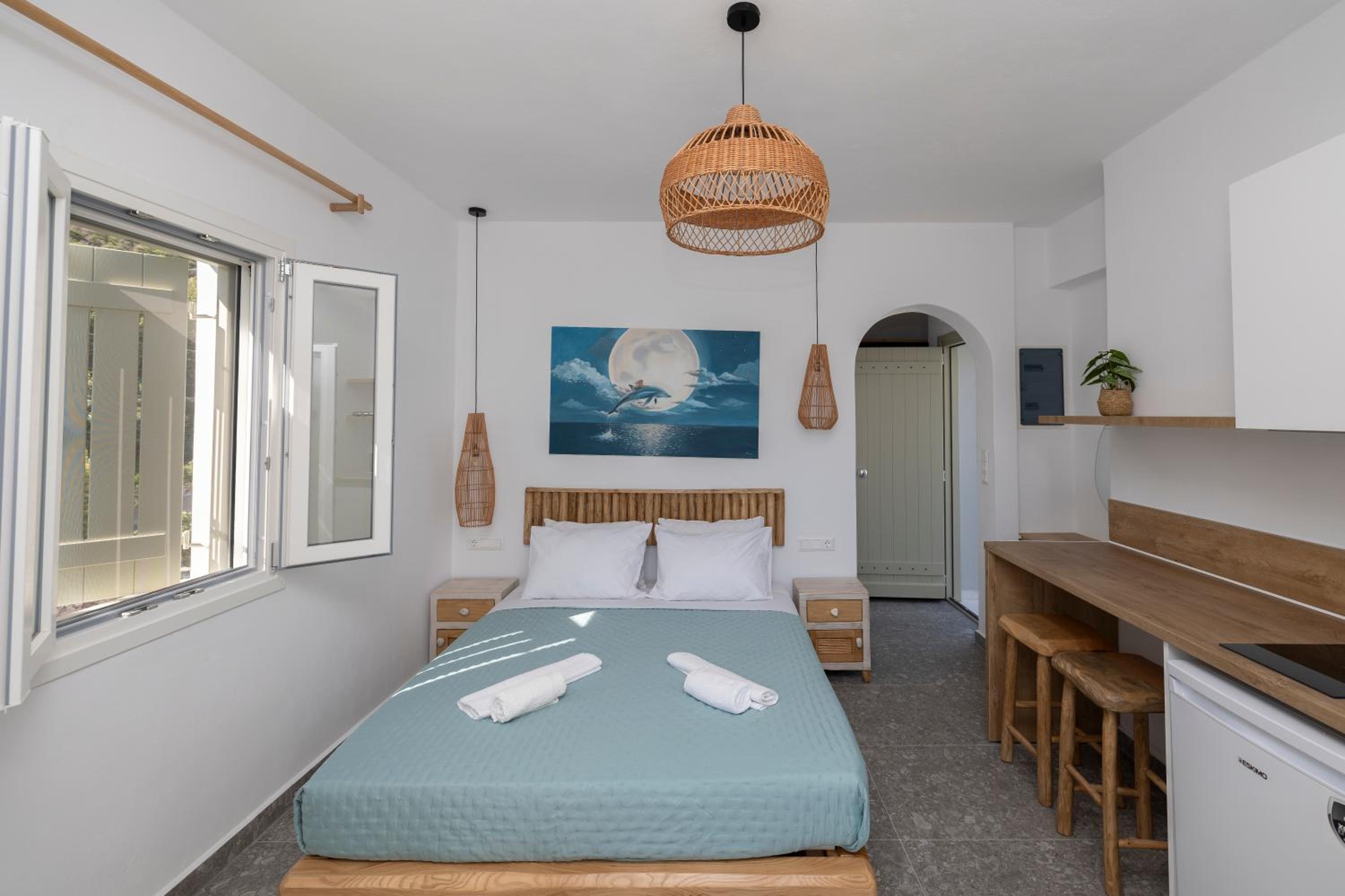 Deluxe Double Room with Sea View photo 2