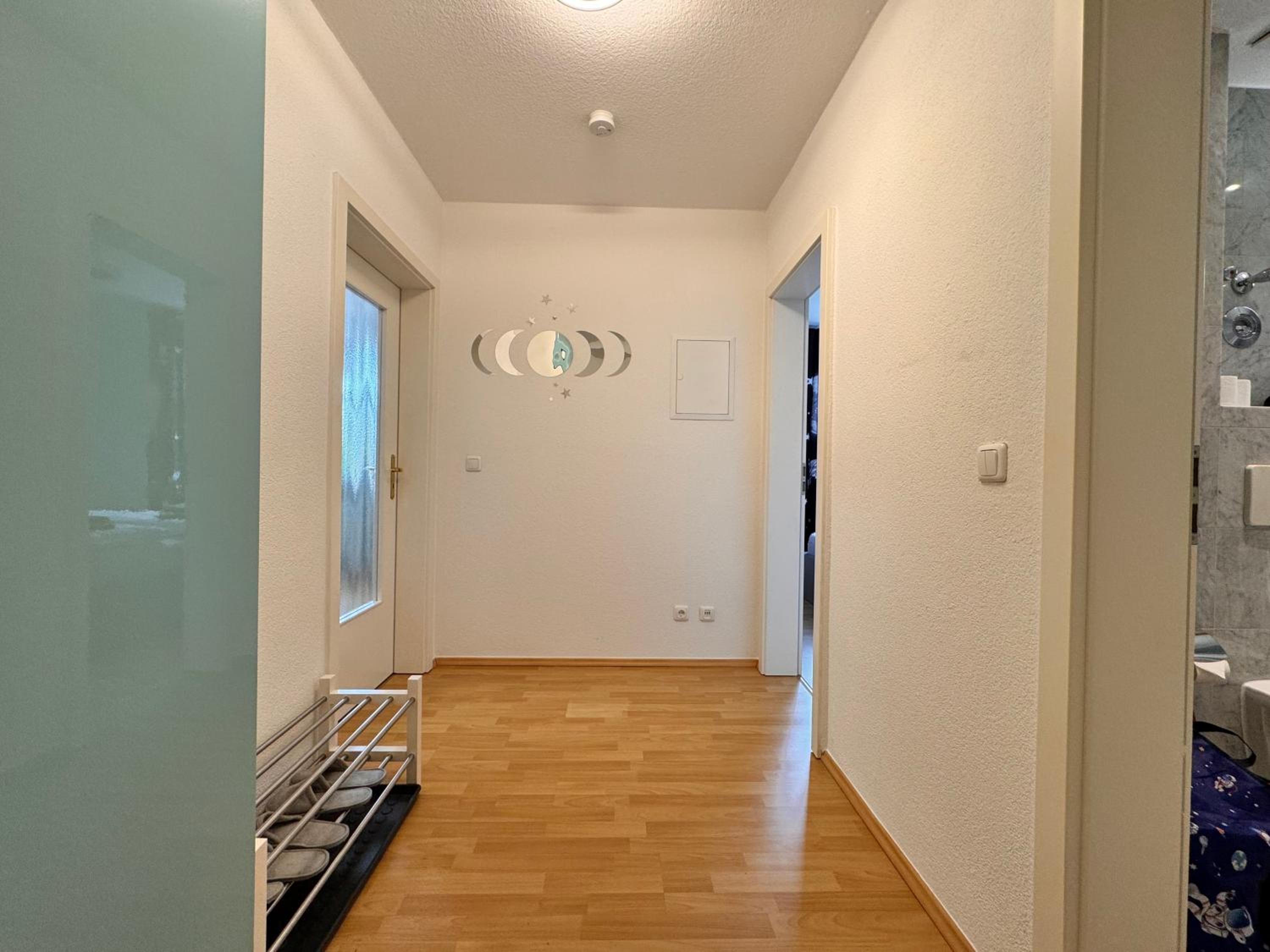 One-Bedroom Apartment - Non-Smoking photo 3
