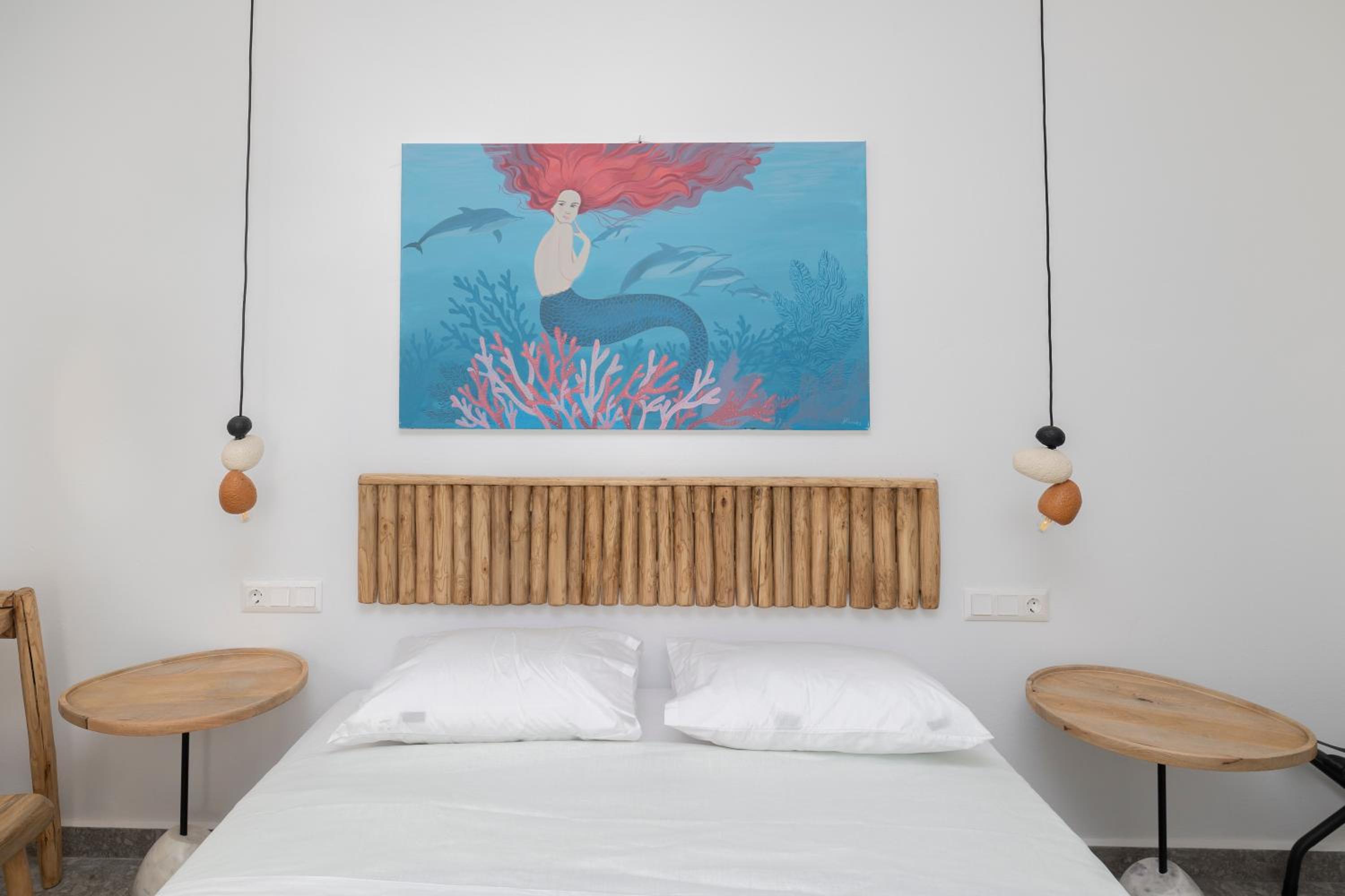 Deluxe Double Room with Side Sea View photo 2