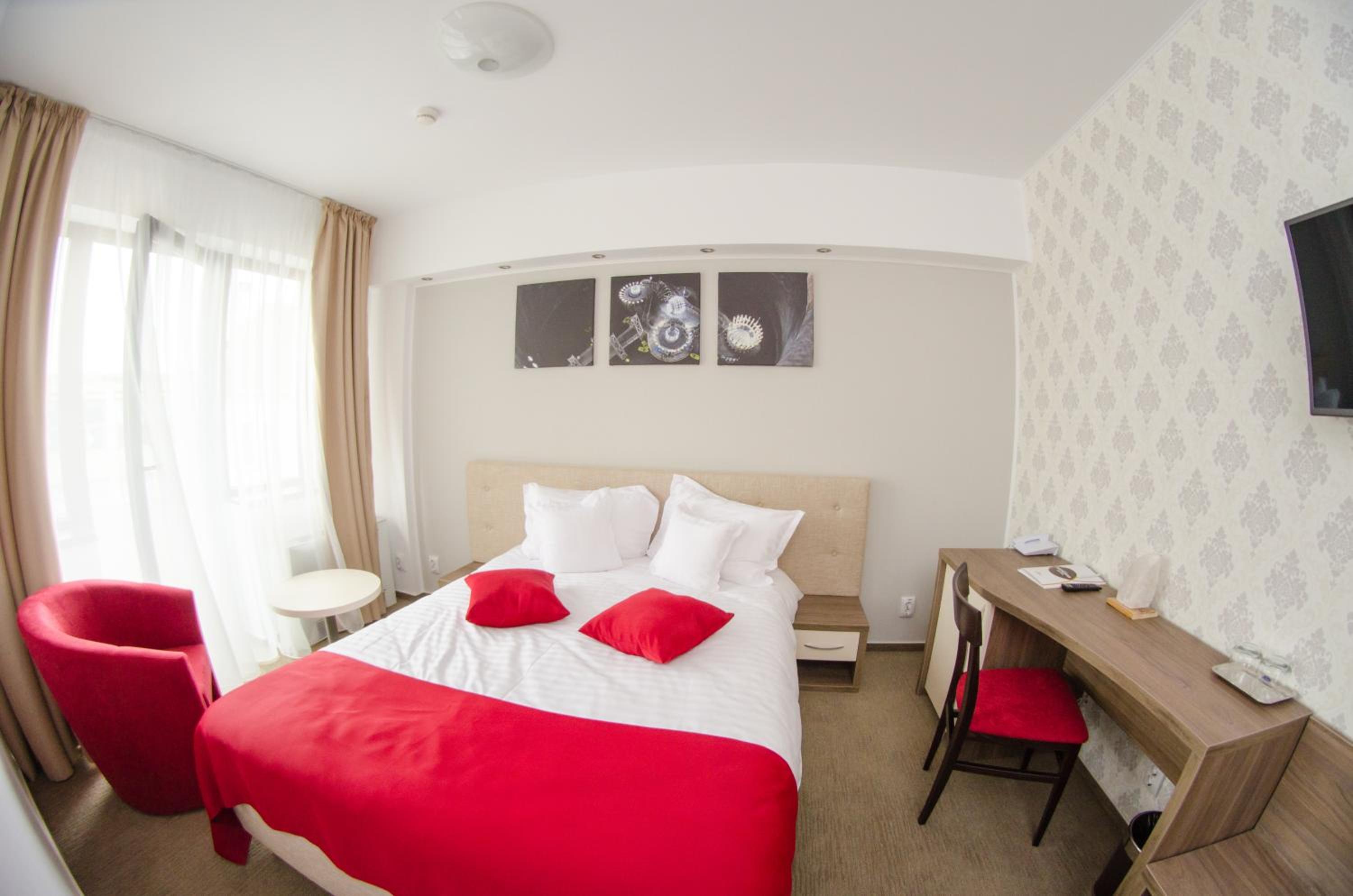 Standard Double Room photo 2