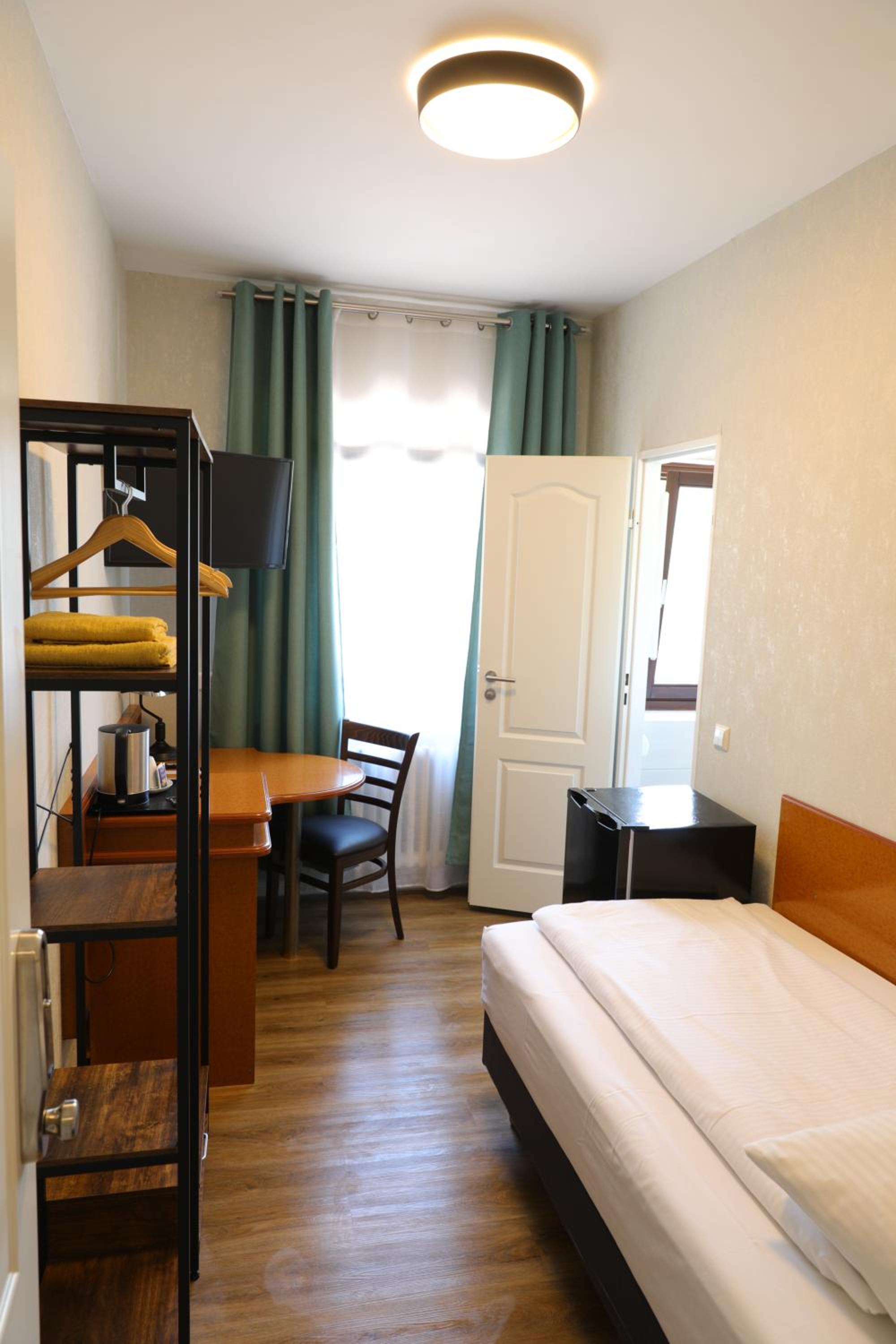 Single Room photo 1