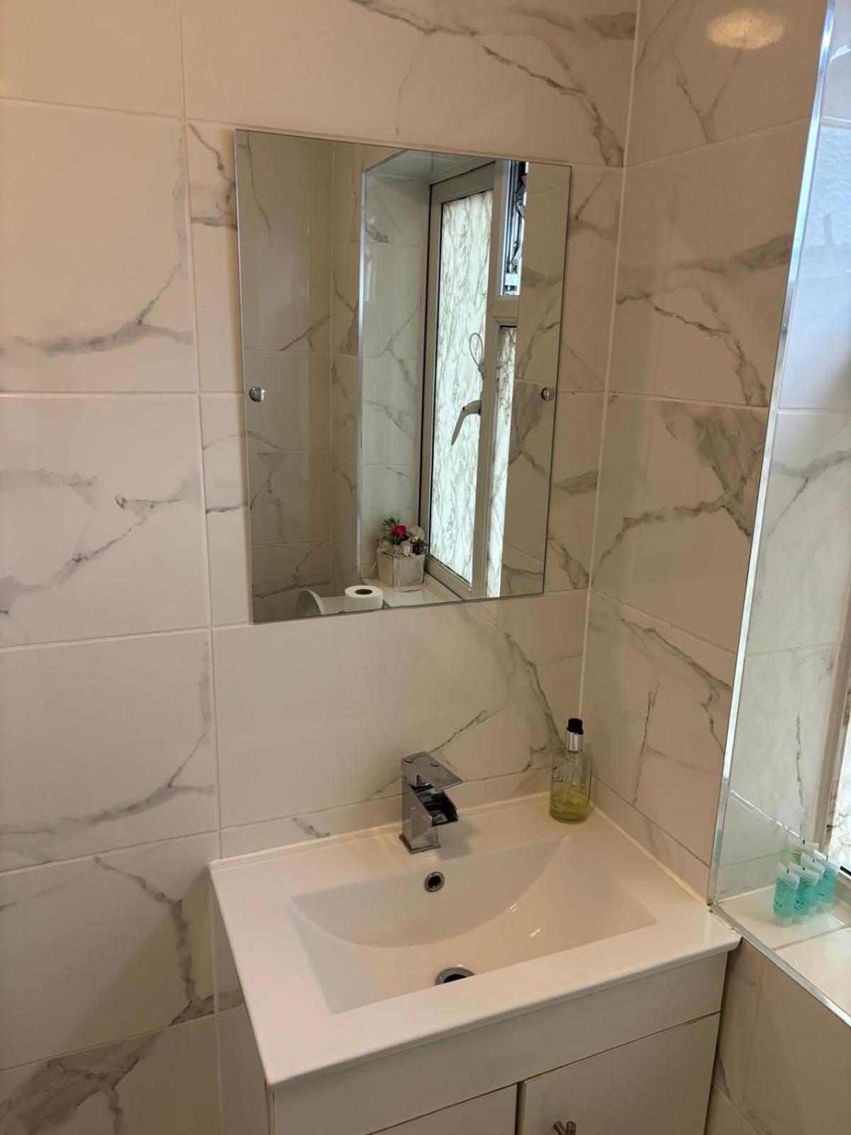 Triple Room with Shared Bathroom