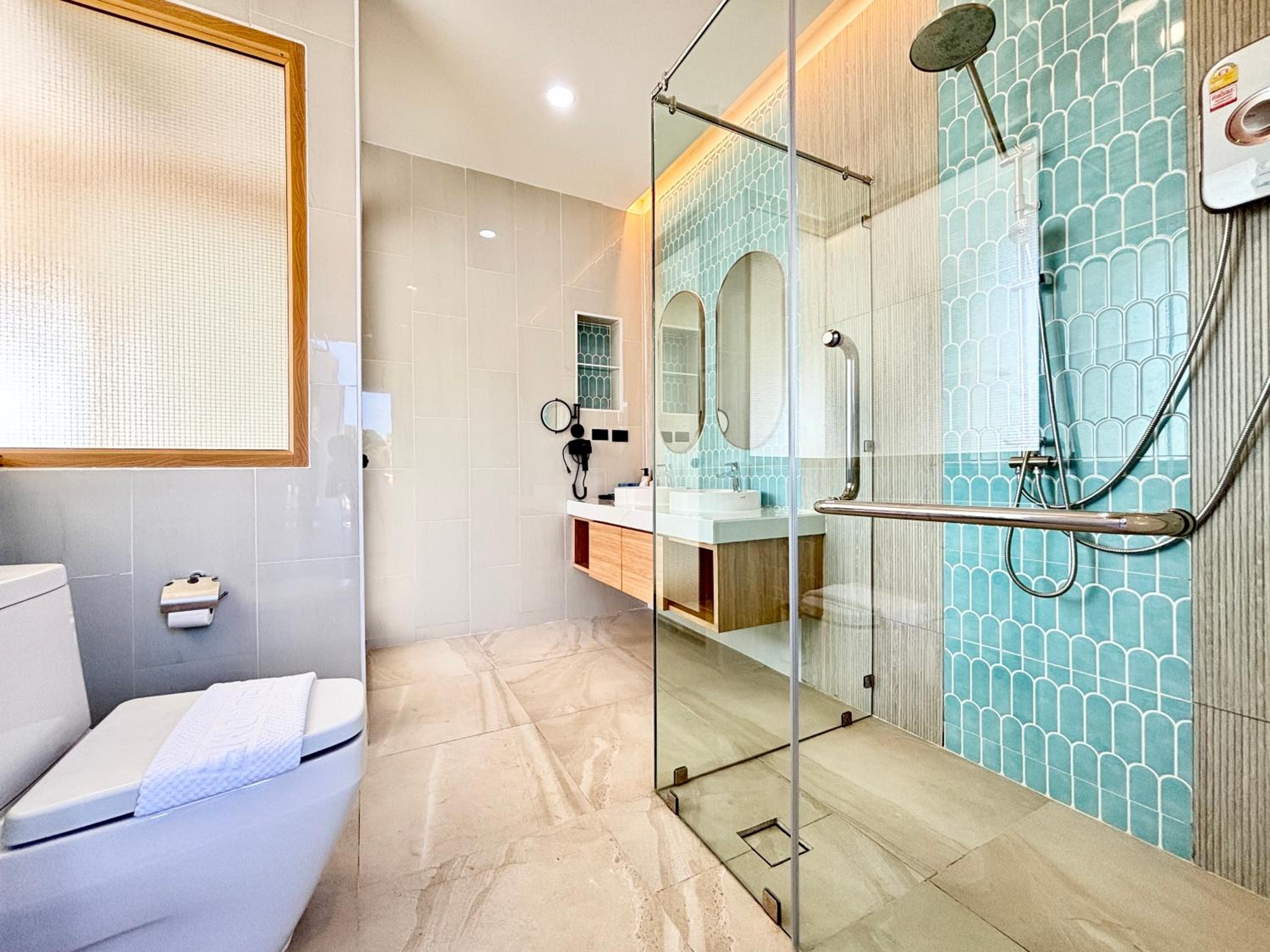 King Room with Spa Bath photo 3