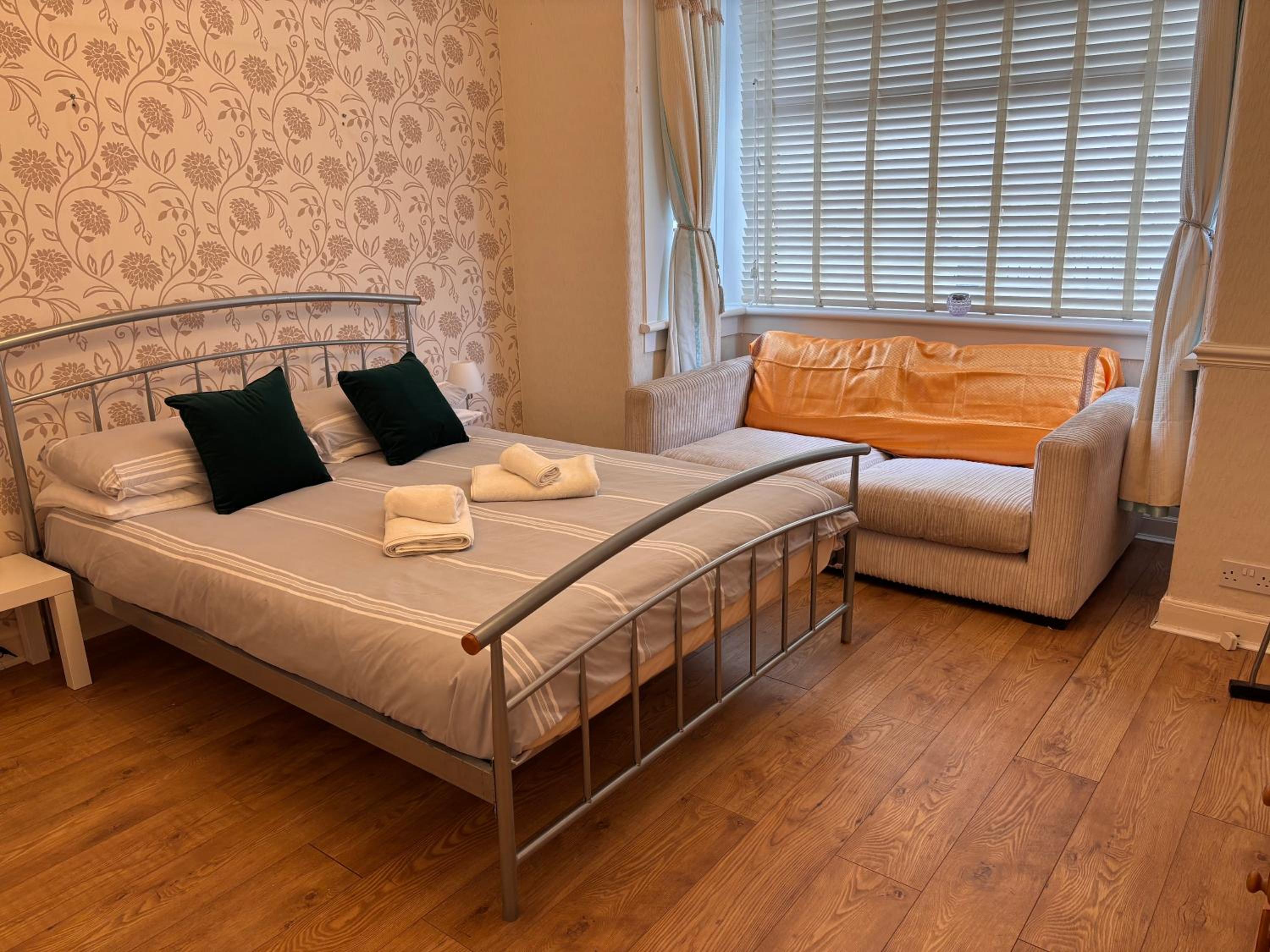 Queen Room