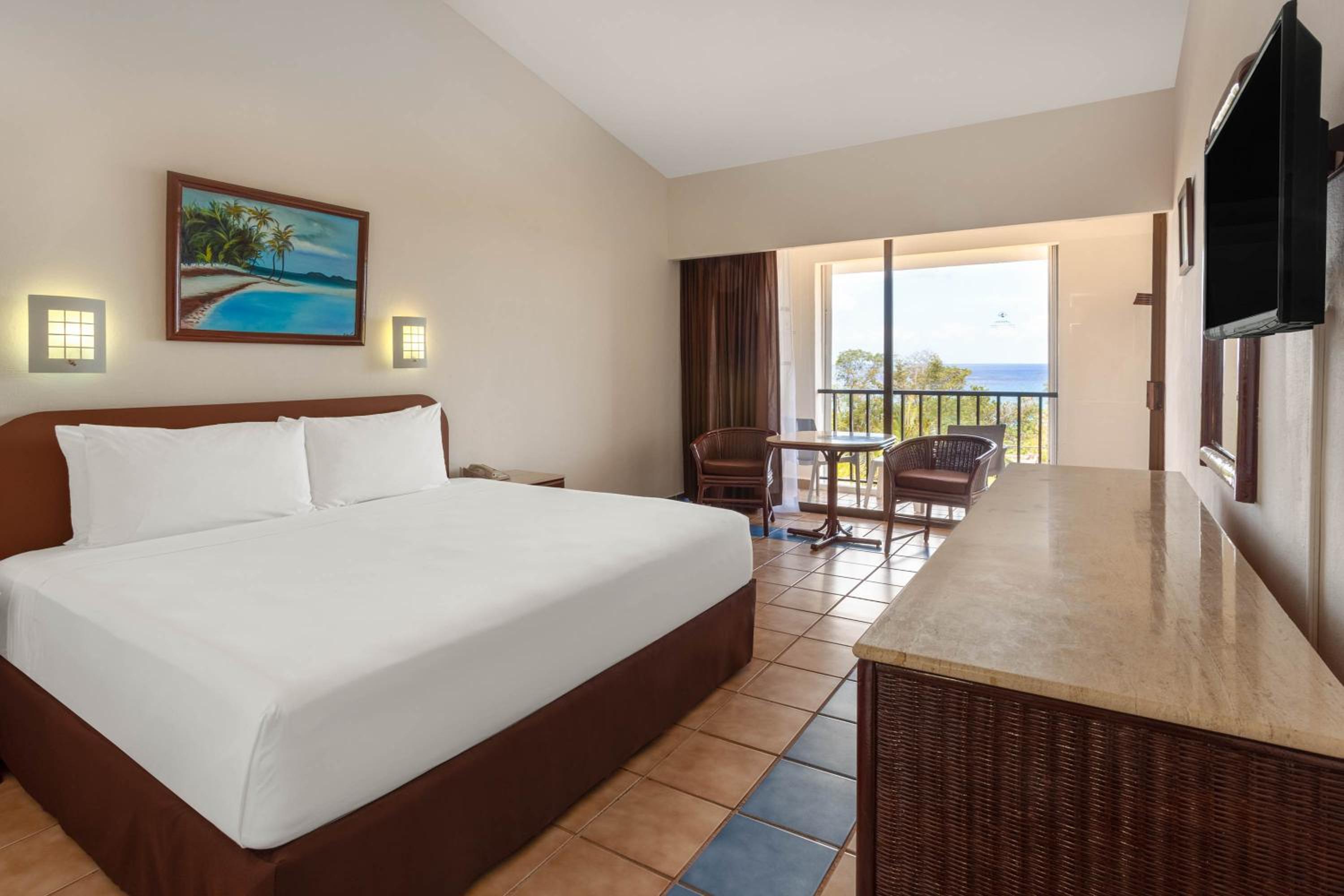Standard King Room - Photo 1