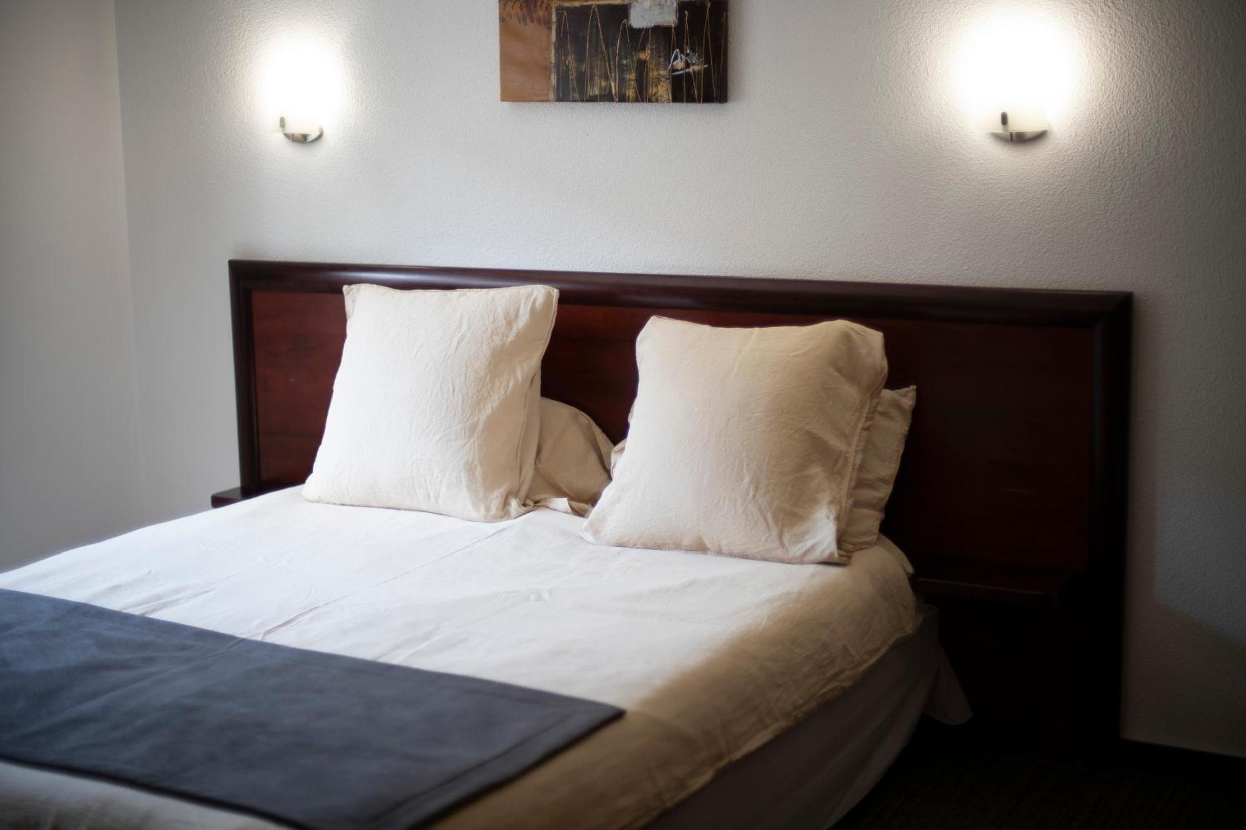 Double Room - Disability Access photo 2