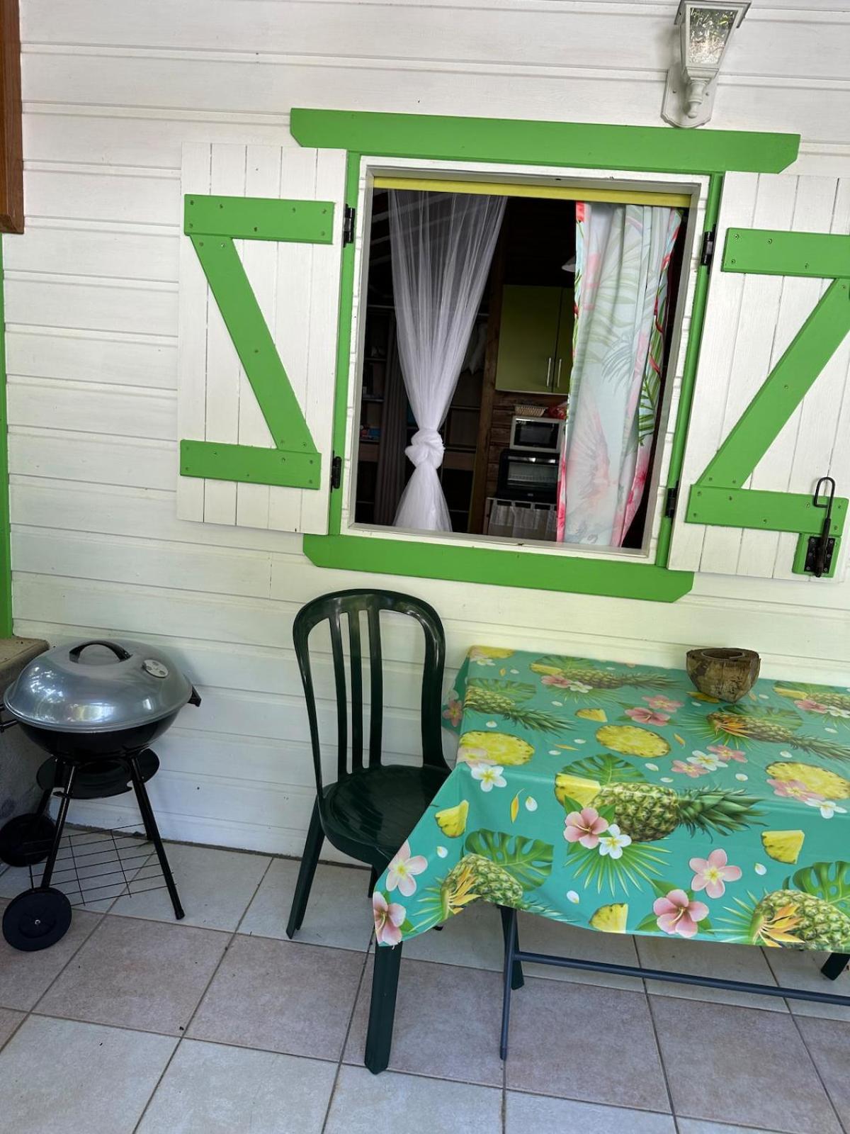 One-Bedroom House photo 1