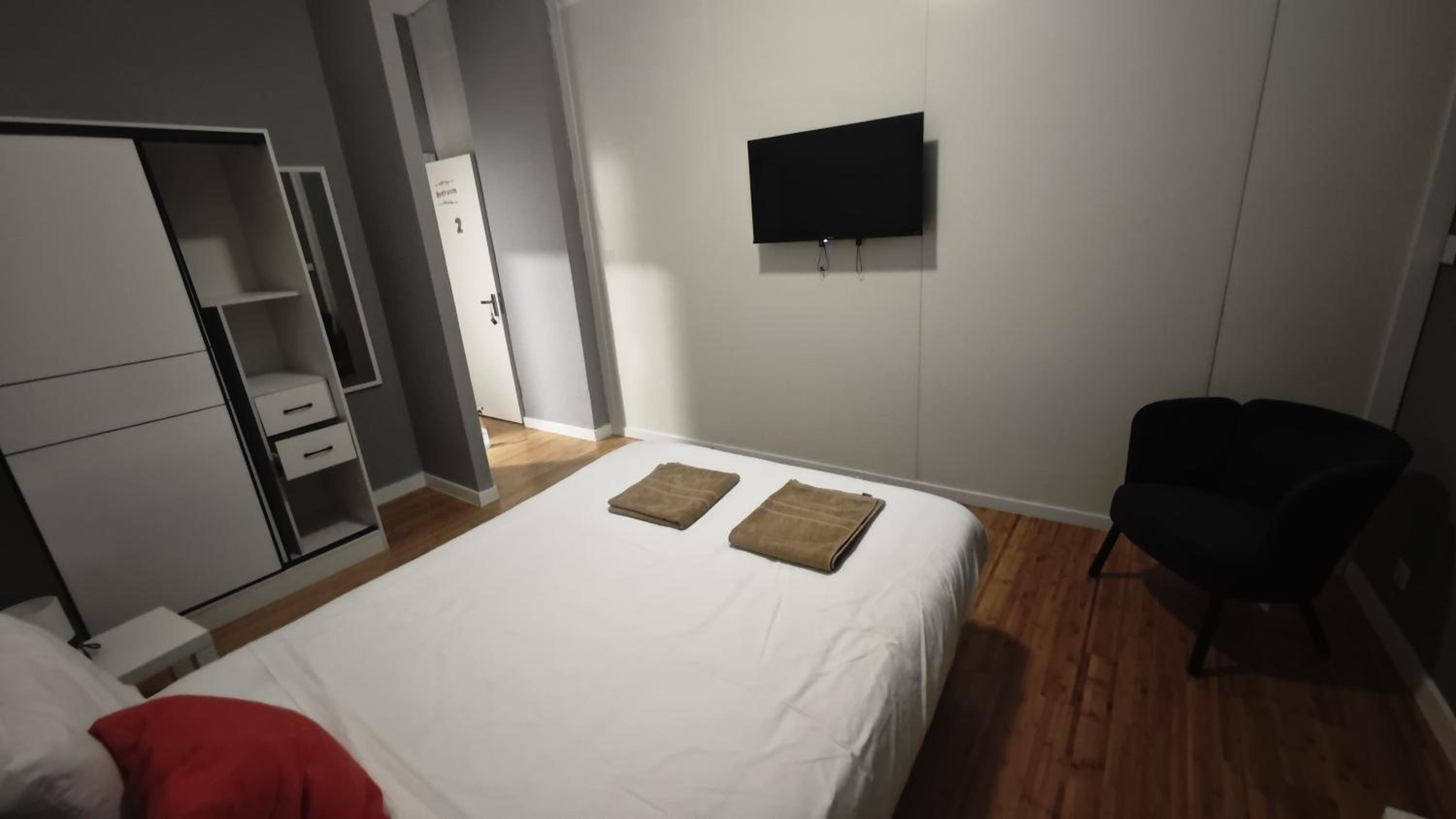 Double Room with Private Bathroom photo 3
