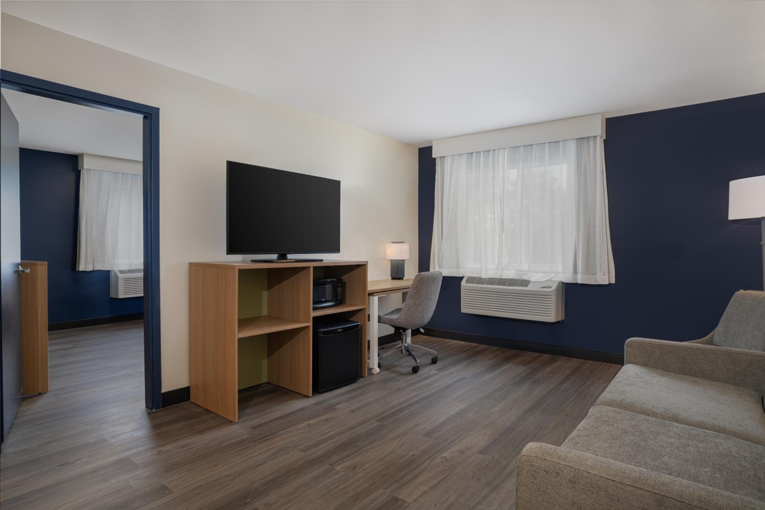 King Suite with Kitchenette