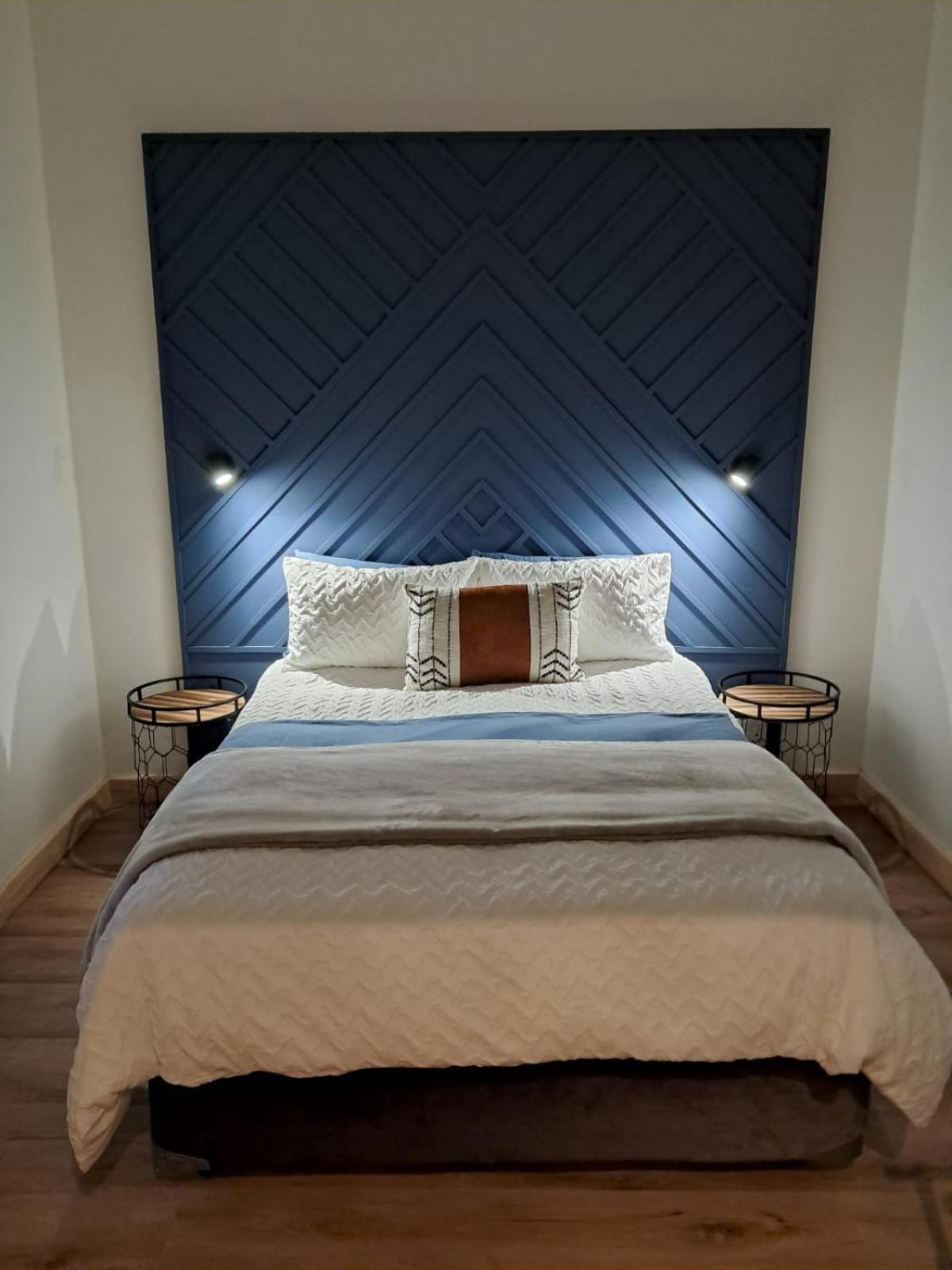 Studio Apartment with One Double Bed photo 2