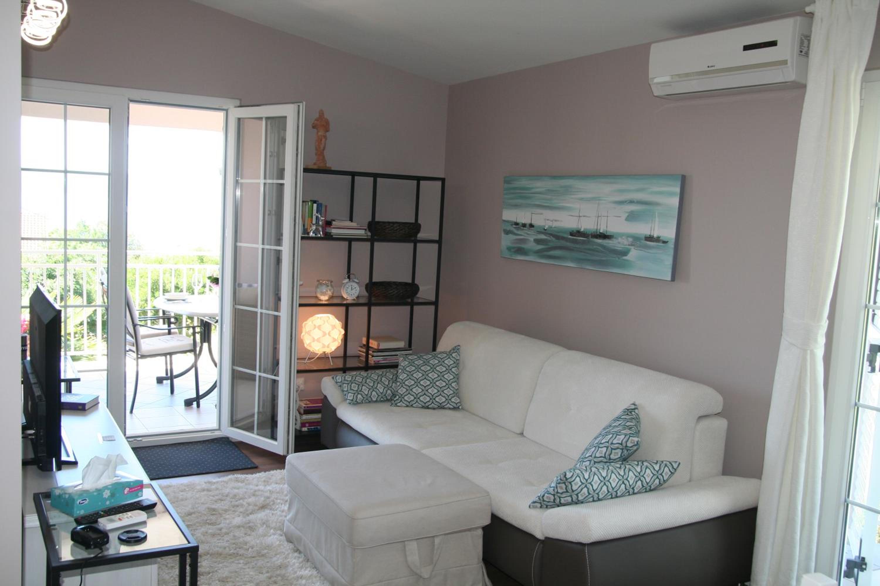 One-Bedroom Apartment with Terrace and Sea View