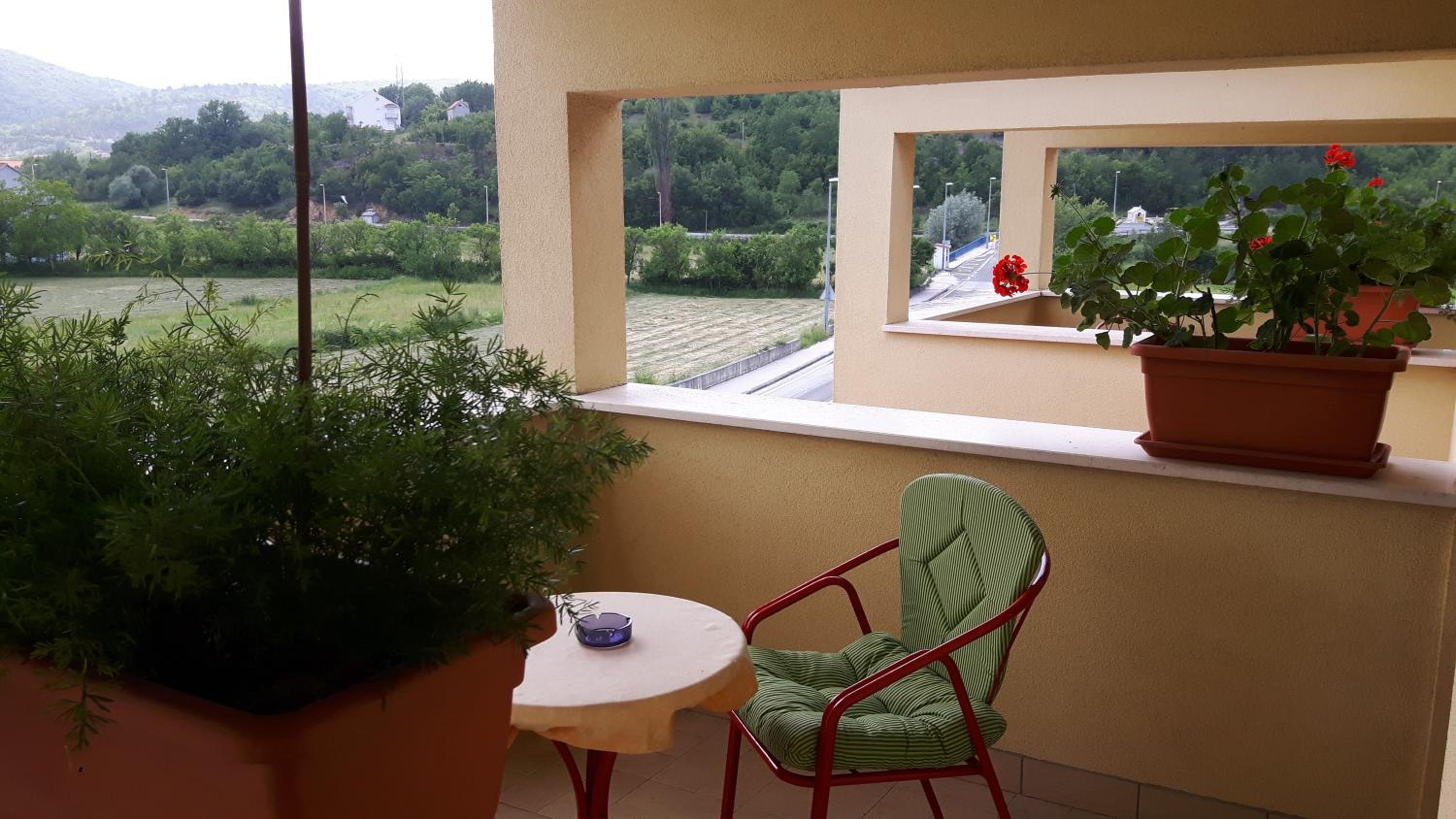 Triple Room - Photo 7