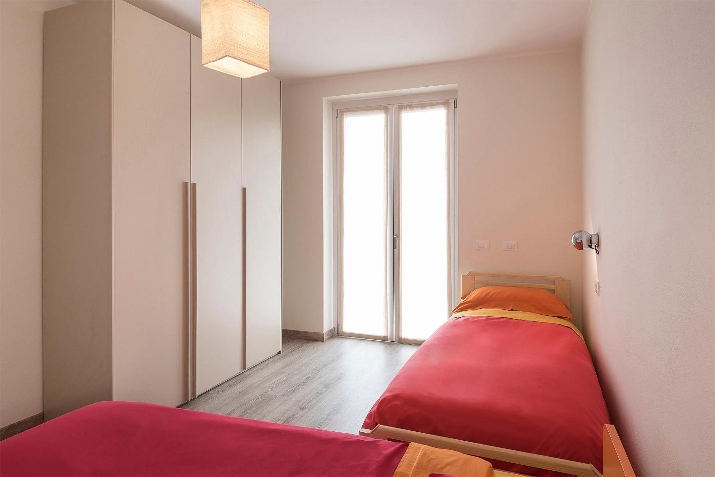 Two-Bedroom Apartment with Balcony photo 3