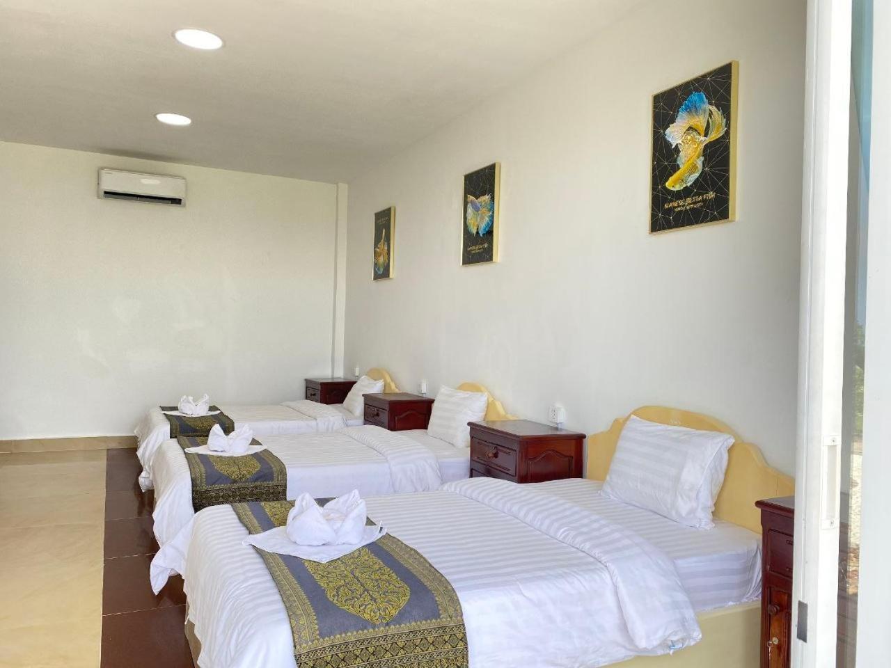 Deluxe Triple Room with Sea View photo 1