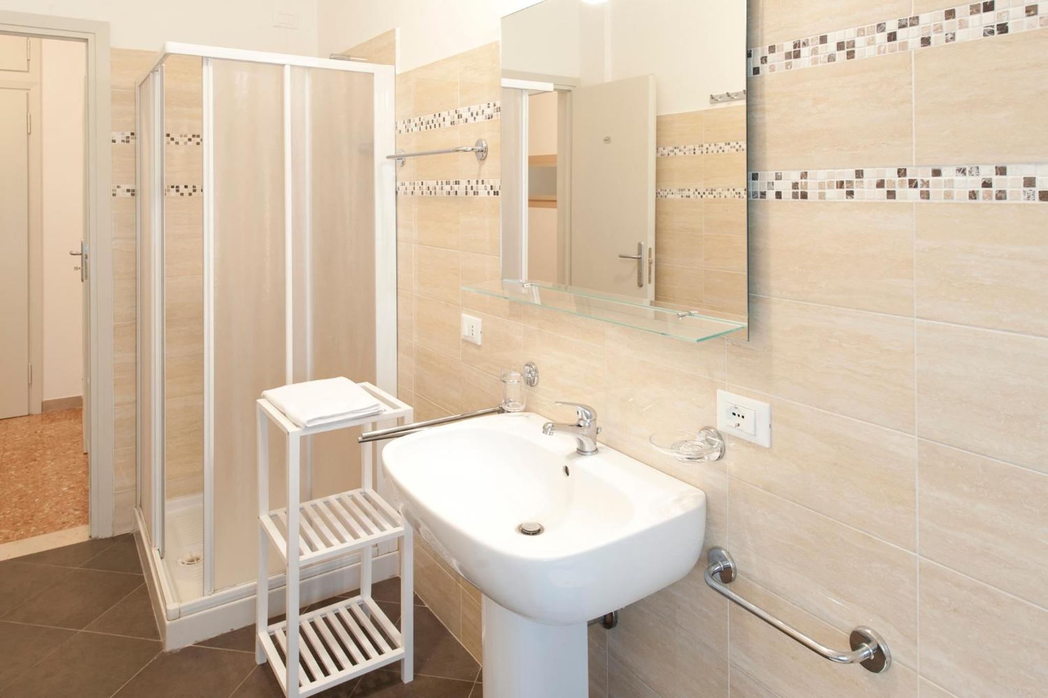 Double or Twin Room with Shared Bathroom photo 3