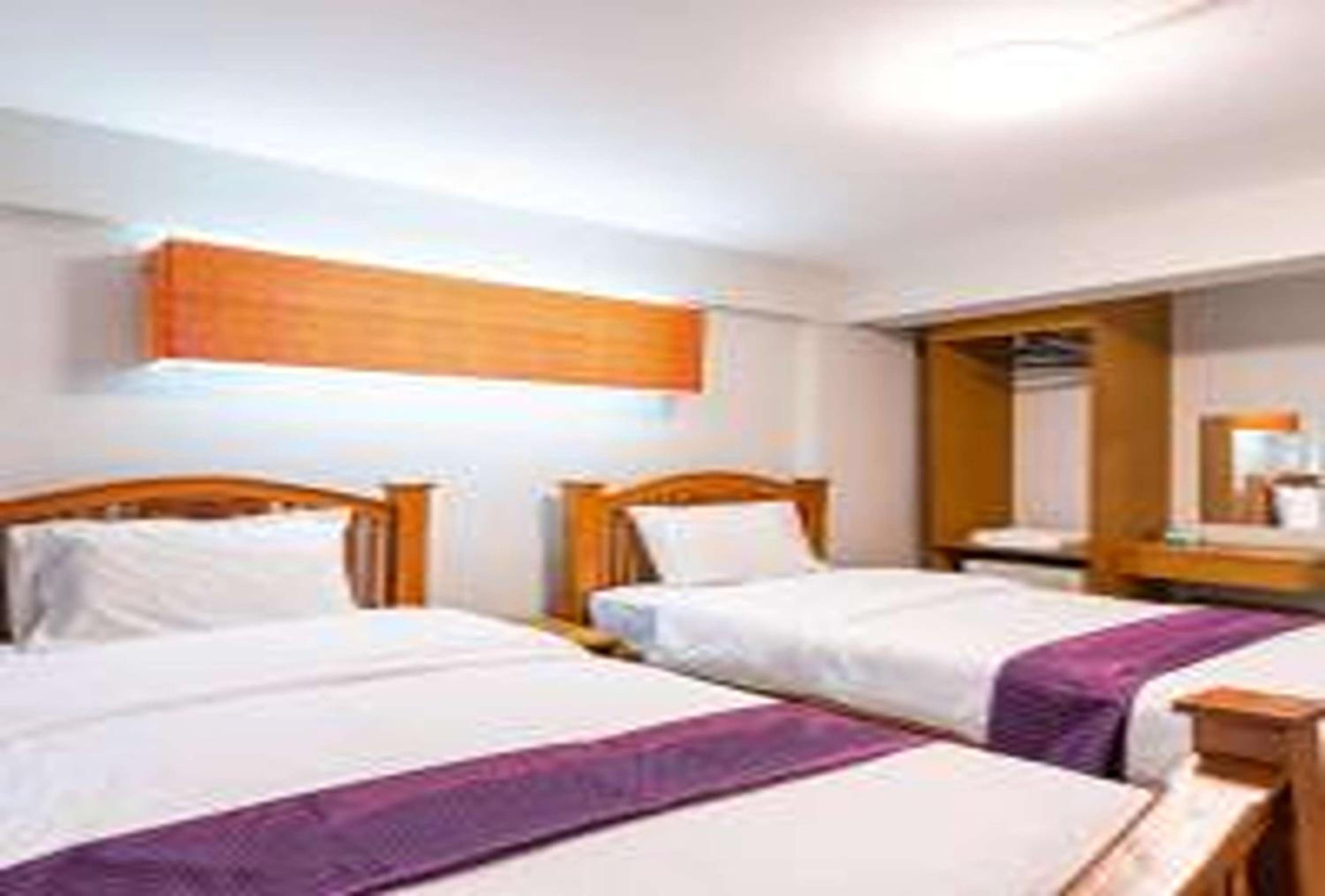 Standard Twin Room photo 3
