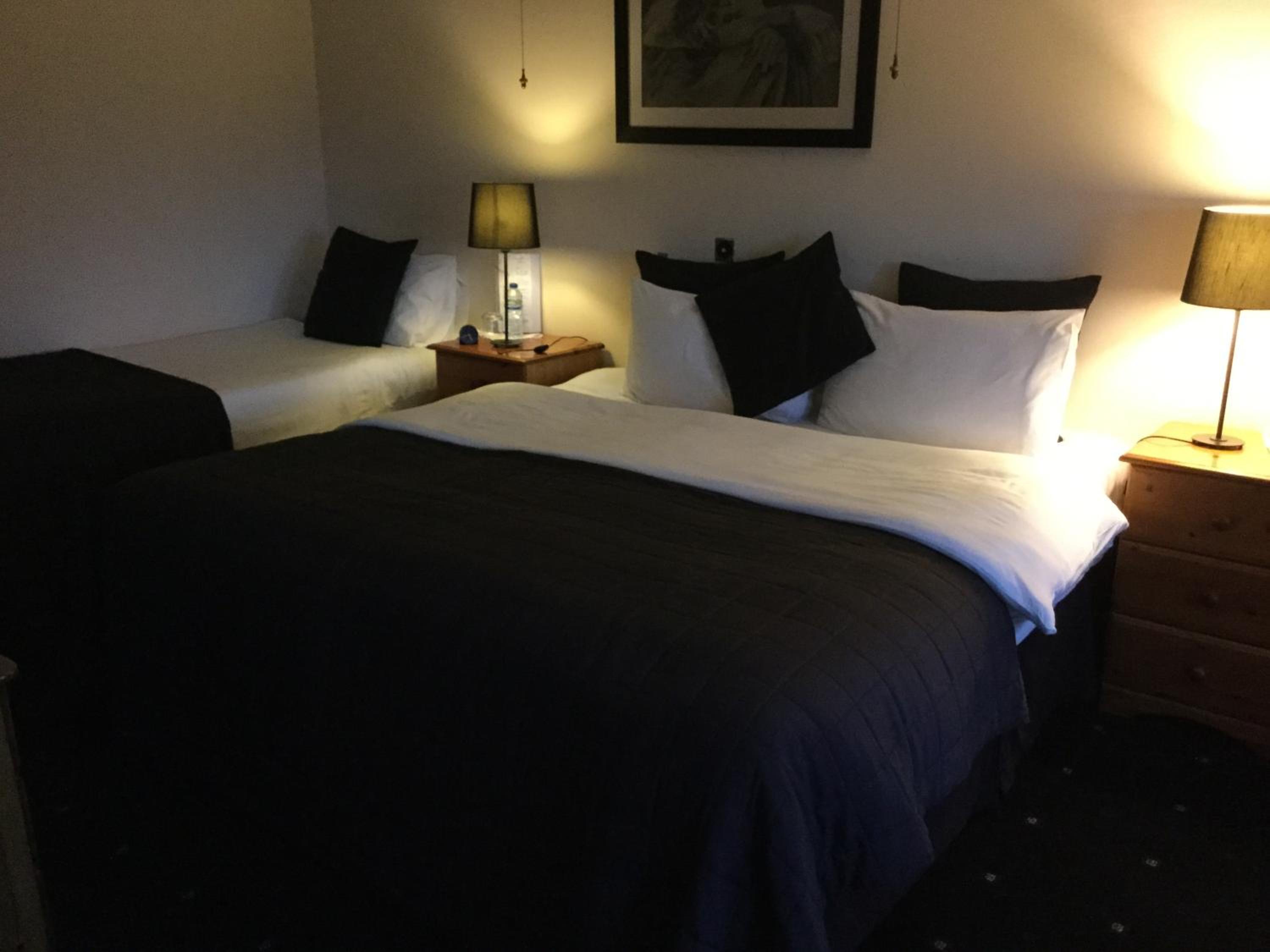 Deluxe Family Suite