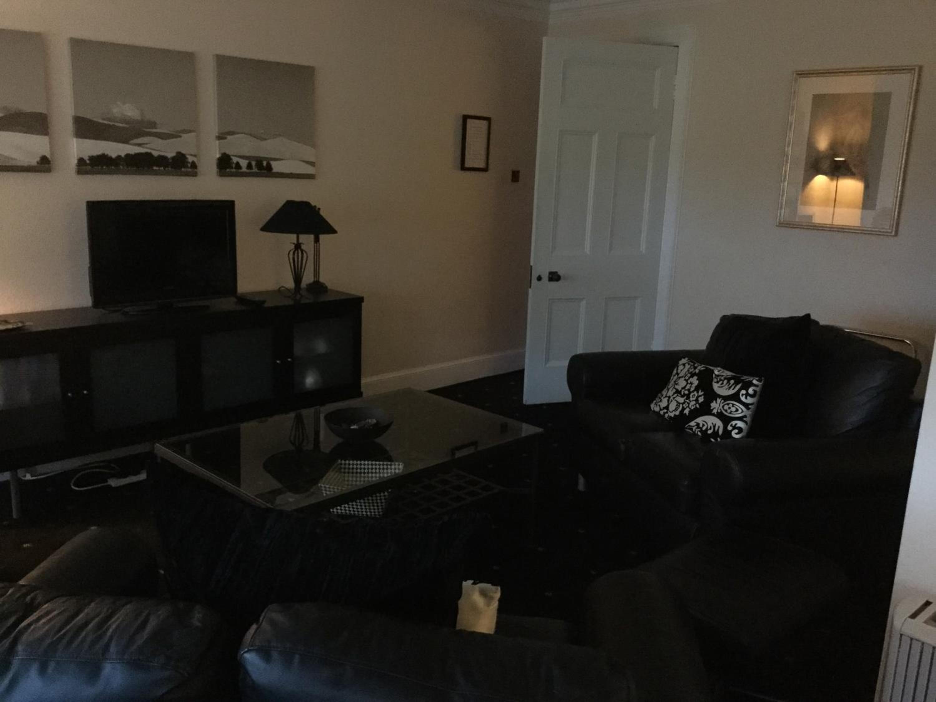 Deluxe Family Suite photo 2